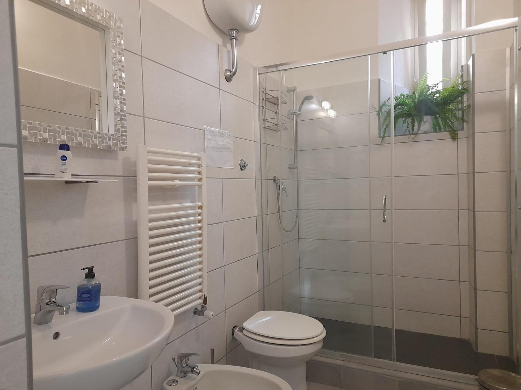Single Room,1595687275:JPEG