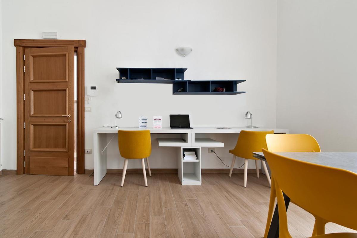 One-Bedroom Apartment,1595986166:JPEG