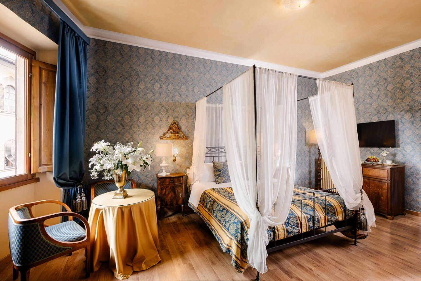 Junior Suite (2 Adults),1596012851:JPEG