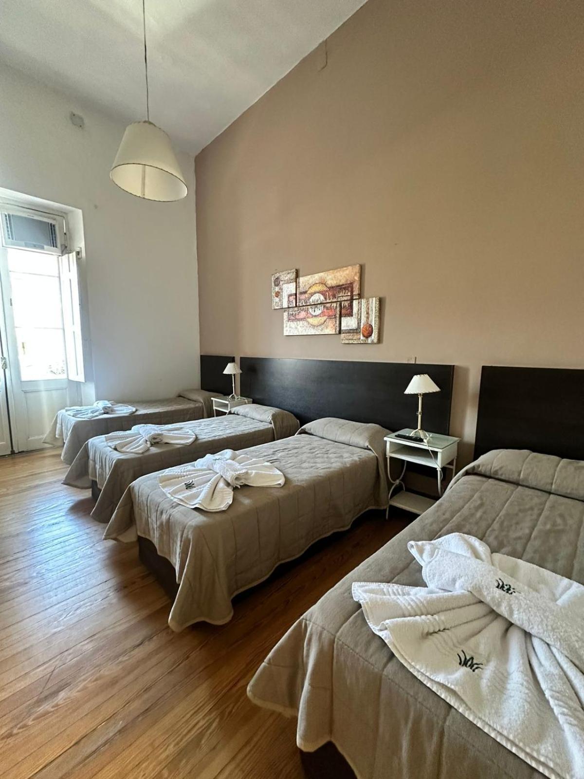 Deluxe Quadruple Room,1605381316:JPEG