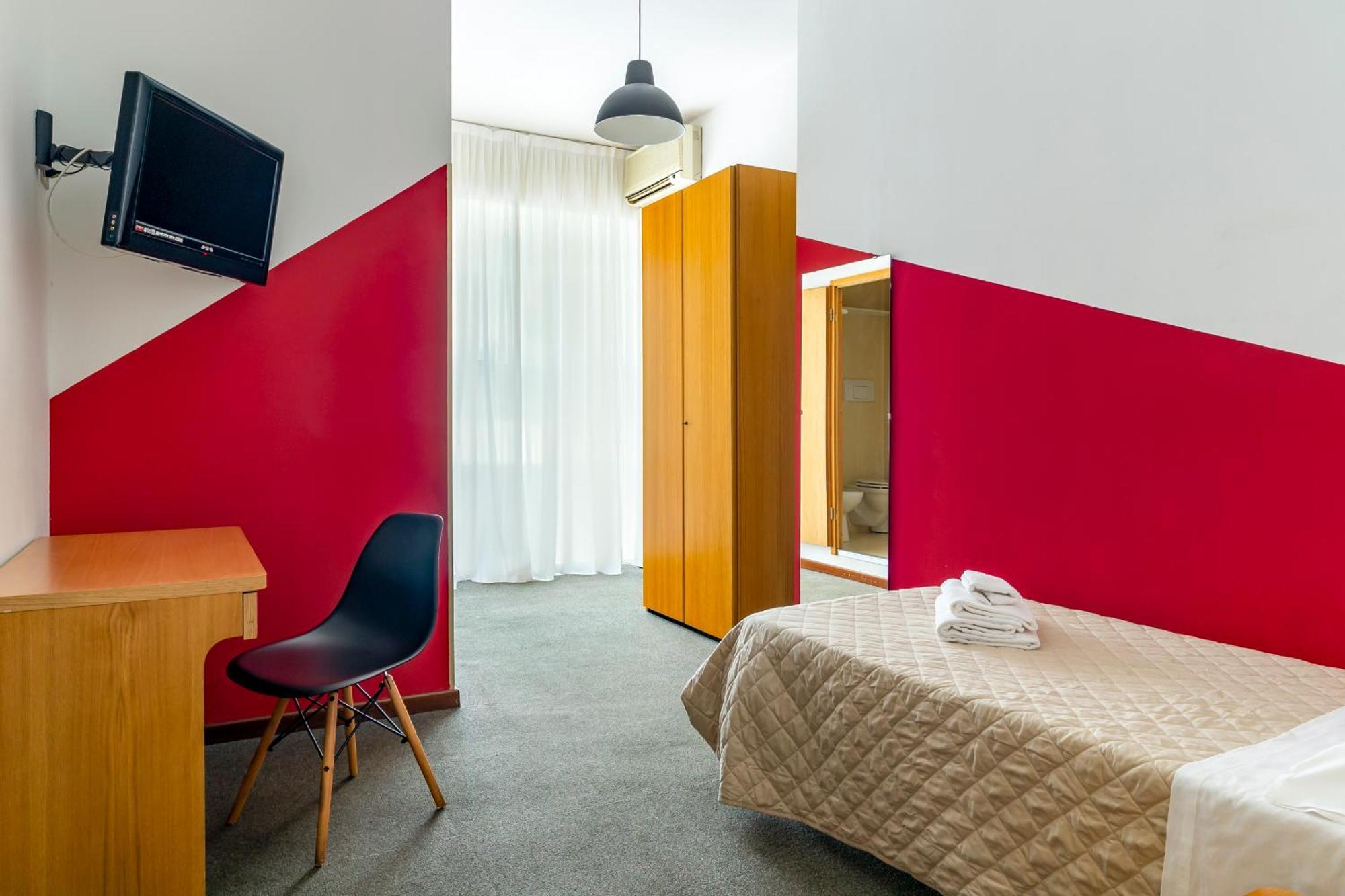 Single Room,1596164101:JPEG