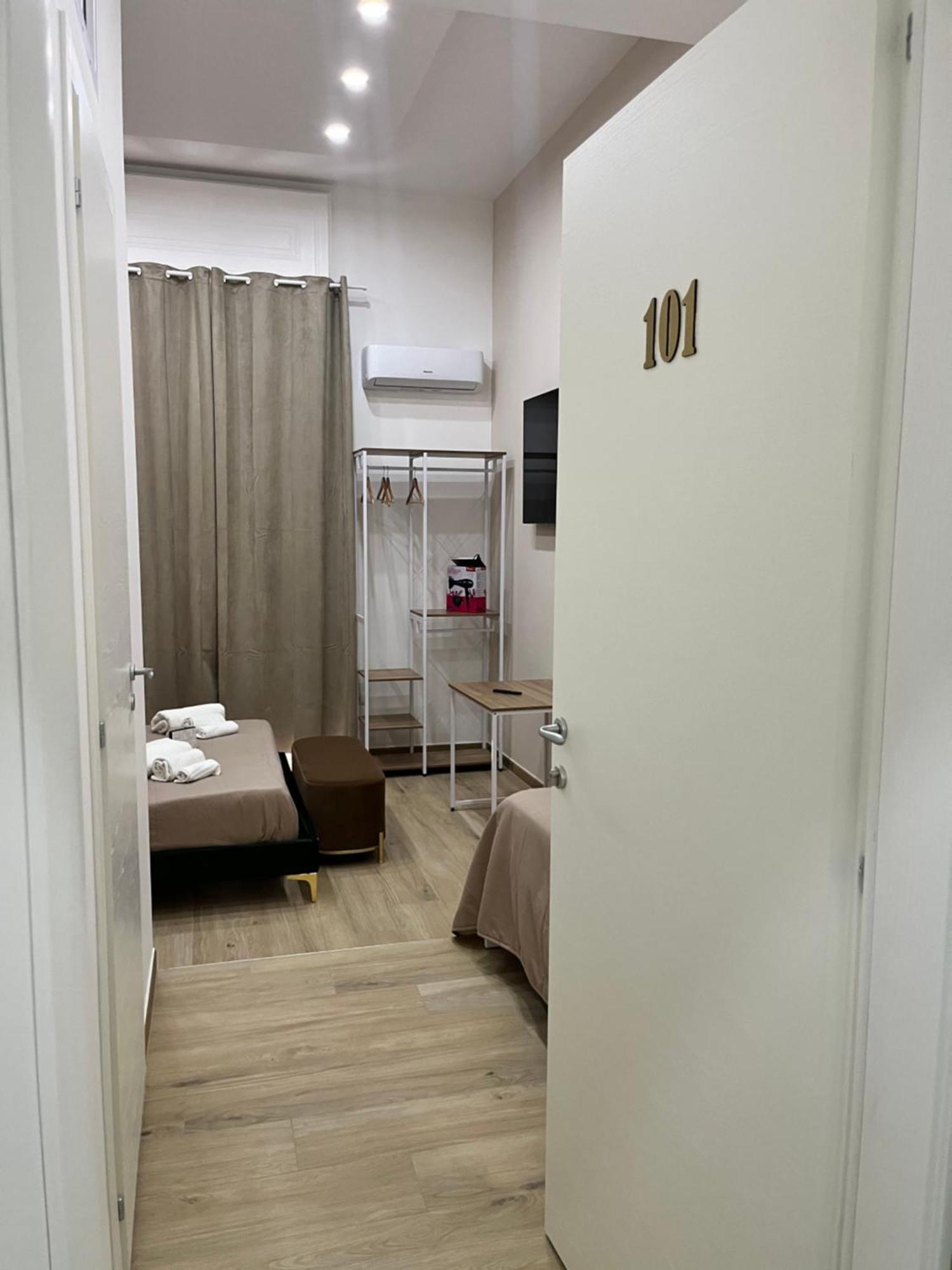 Triple Room,1602559851:JPEG