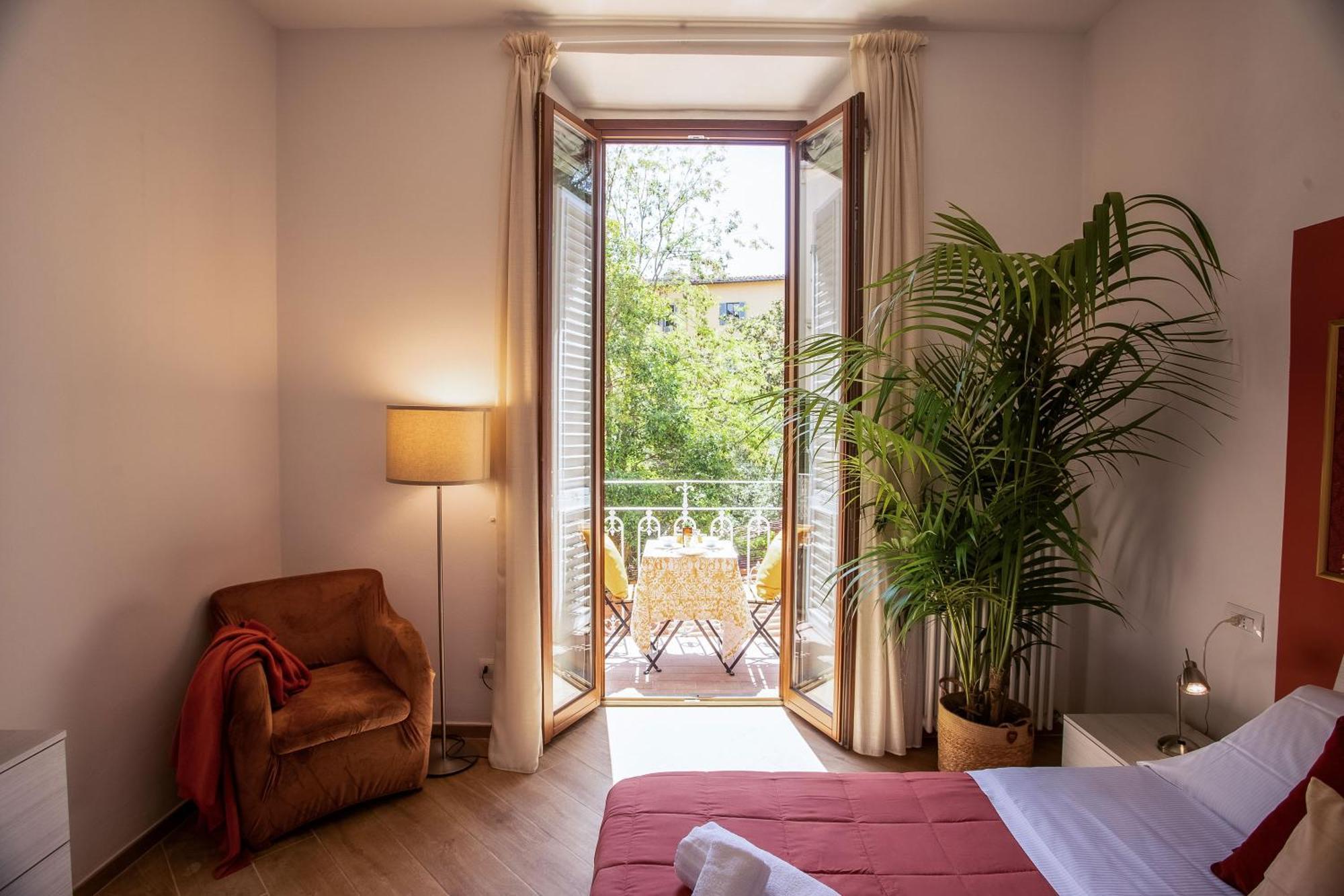 Deluxe One-Bedroom Apartment with Garden View,1598367382:JPEG