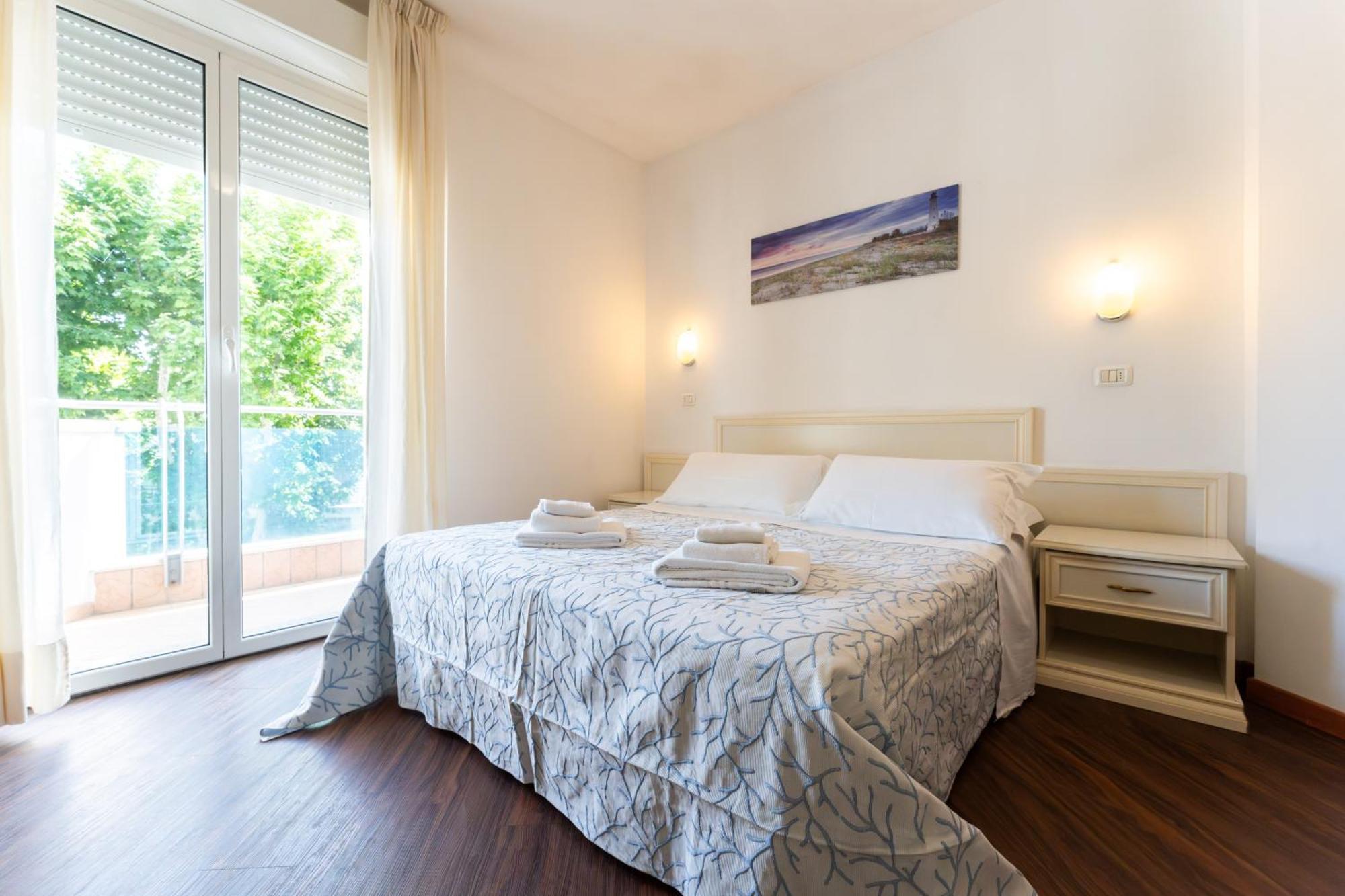 One-Bedroom Apartment,1598403392:JPEG