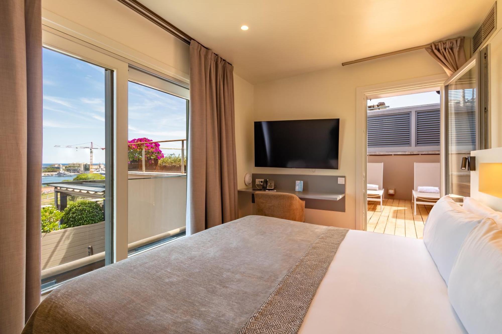 Penthouse Apartment,1598425225:JPEG