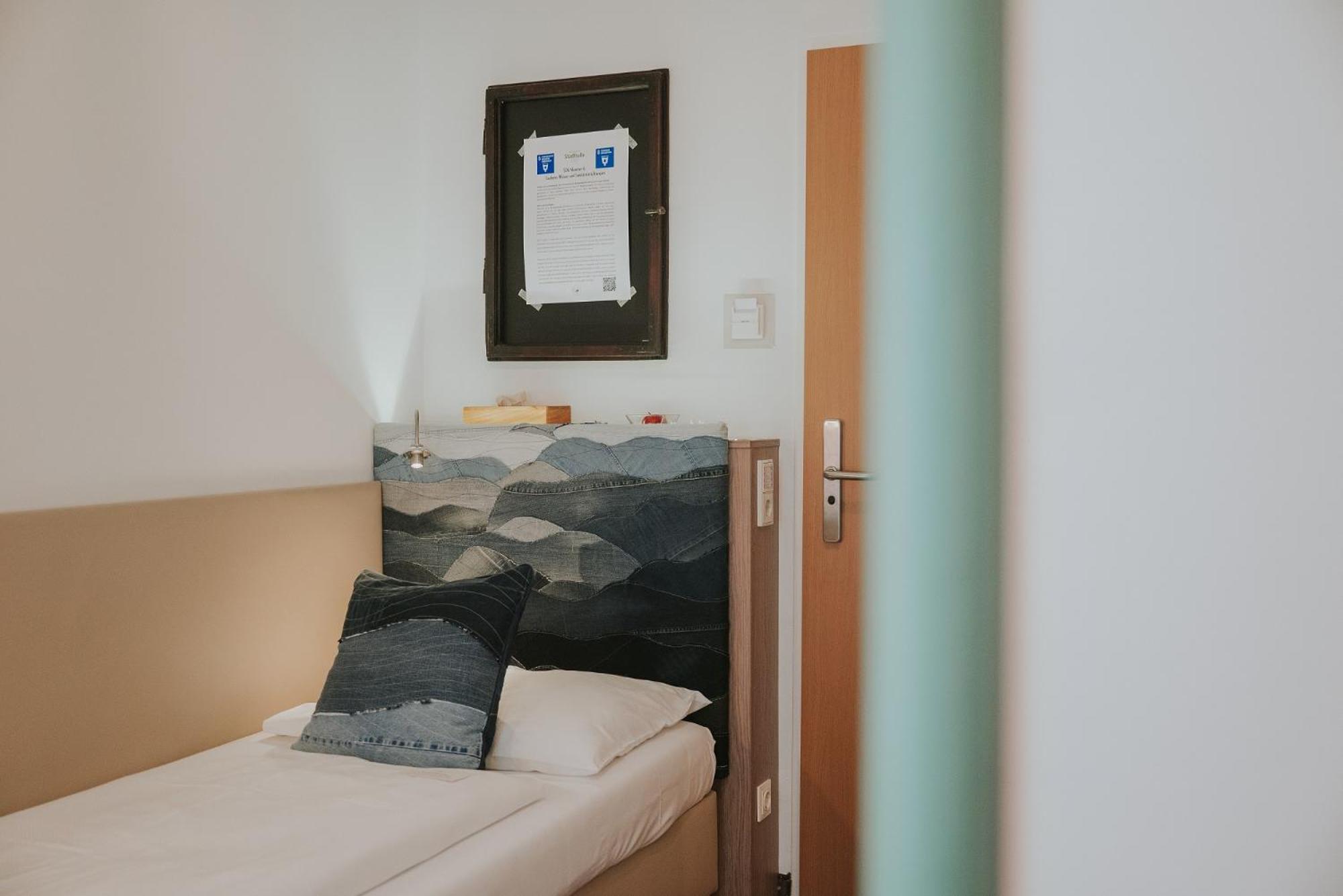 Budget Single Room