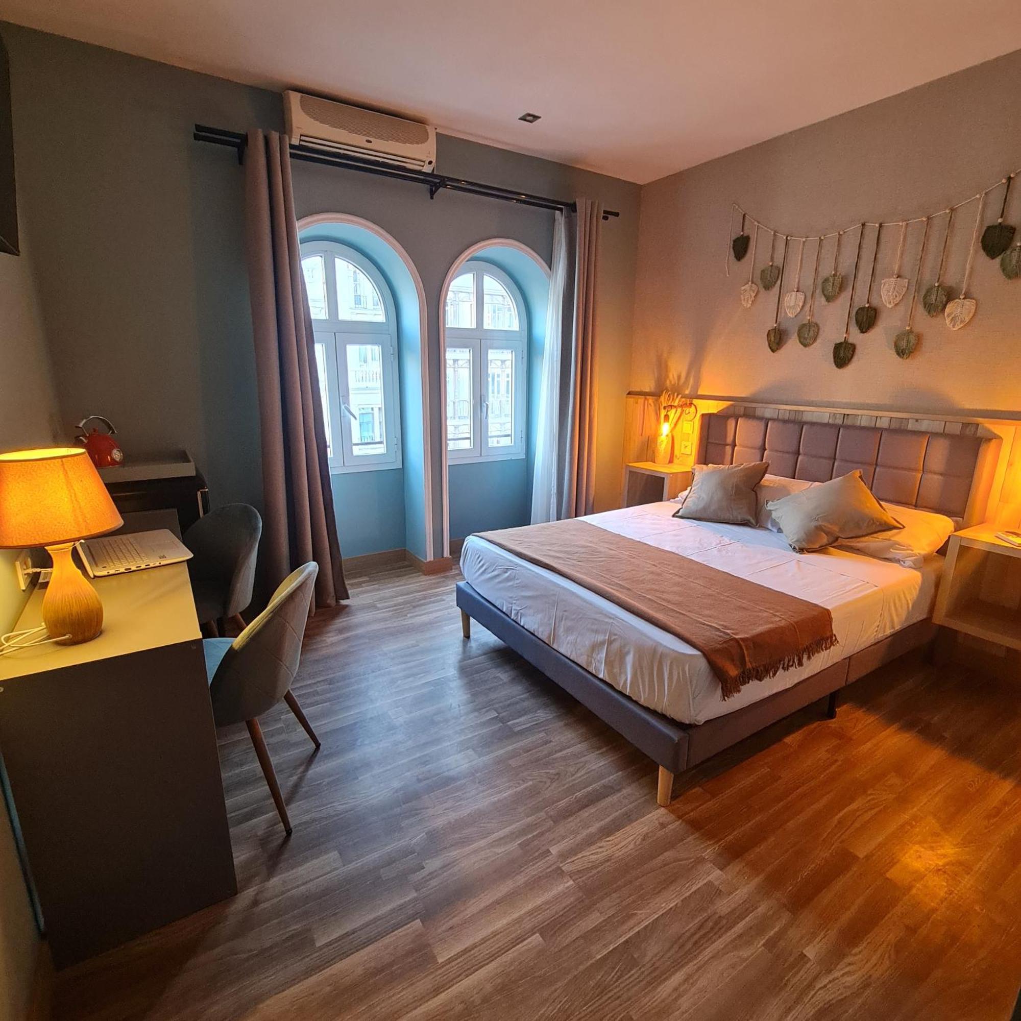 Deluxe Double Room,1599912313:JPEG