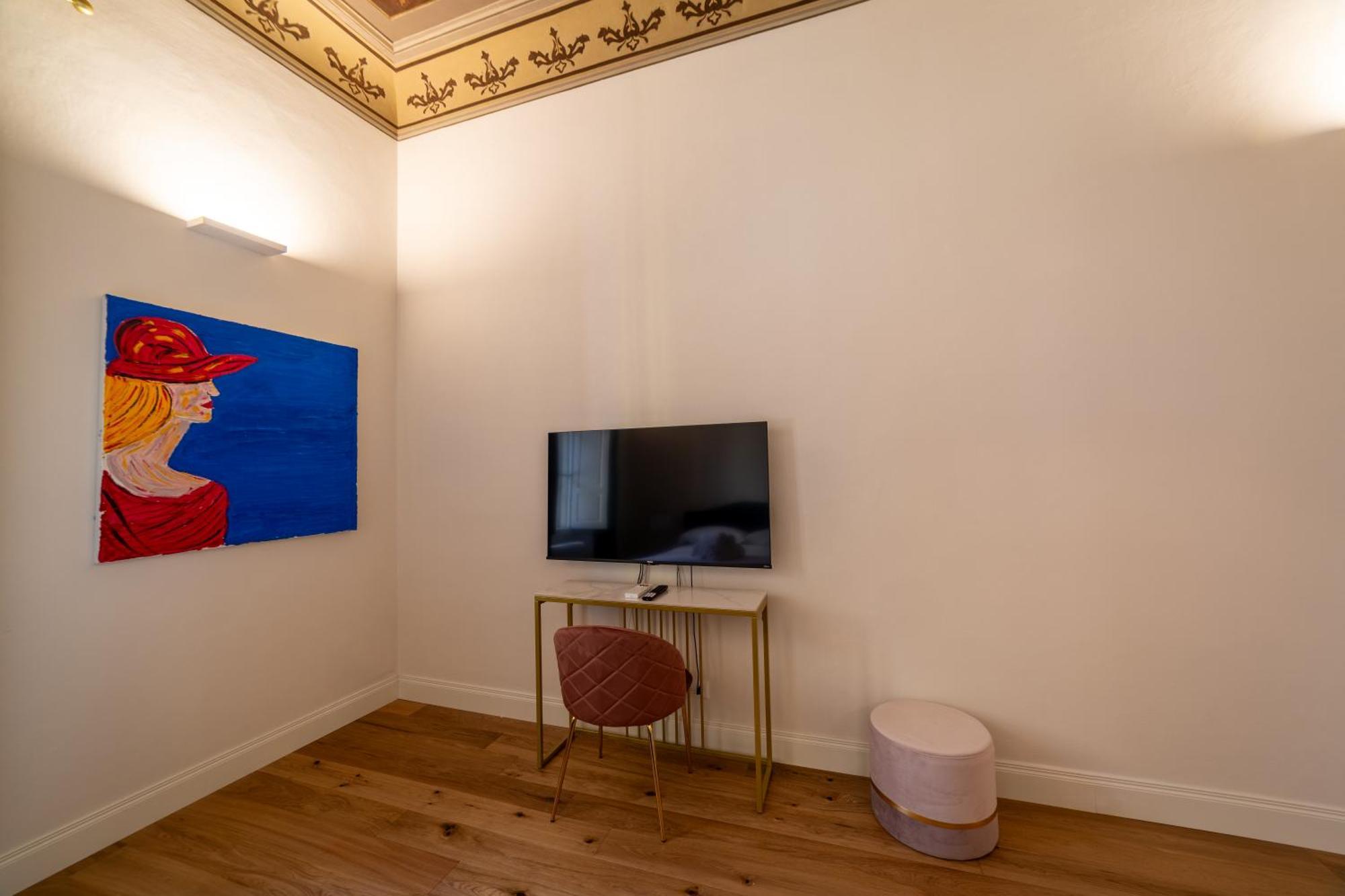Large Double Room,1600146094:JPEG