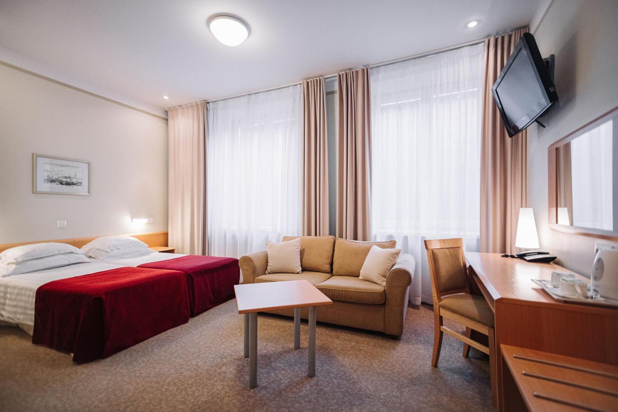 Superior Double or Twin Room,1600557651:JPEG
