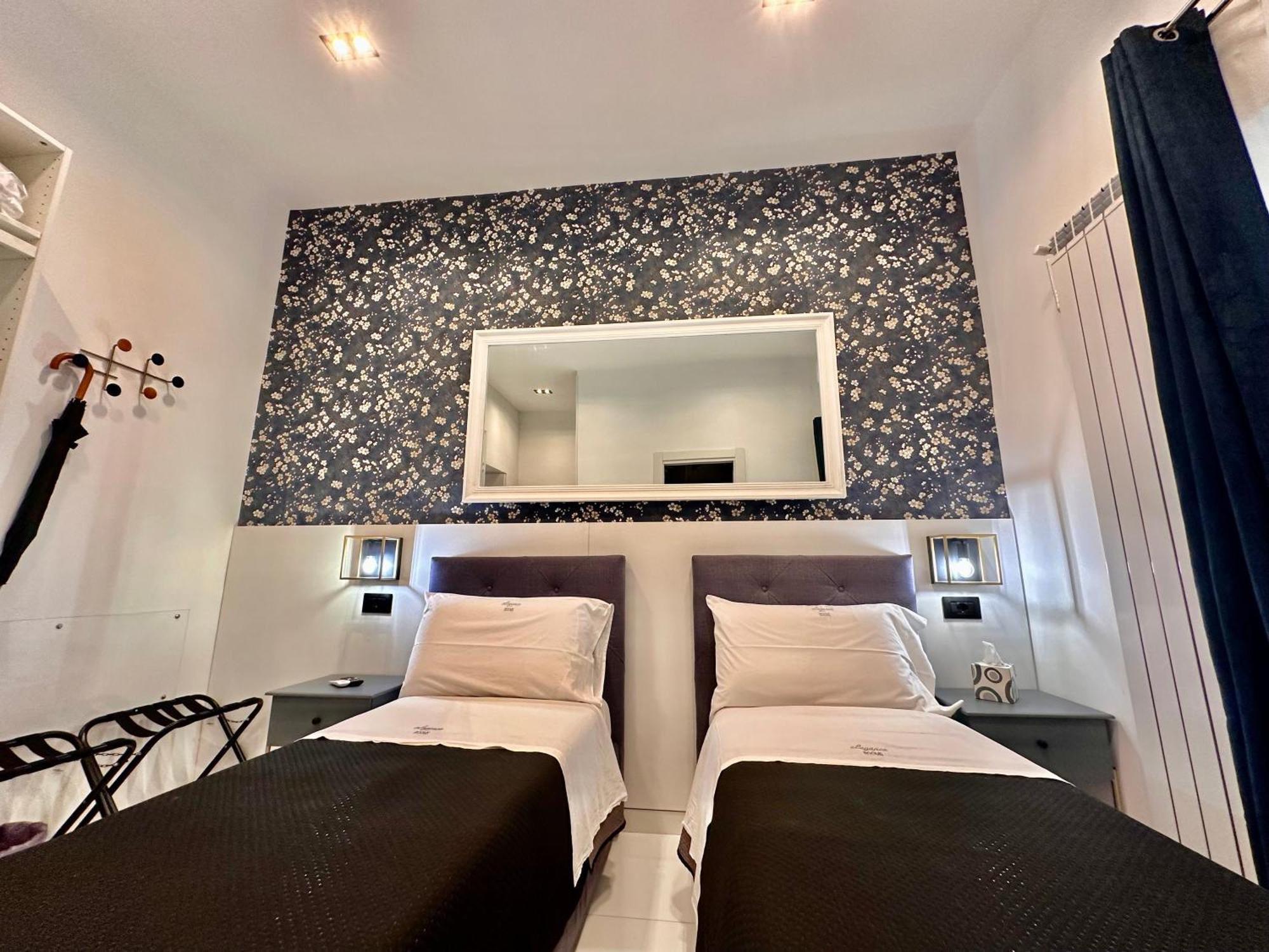 Twin Room,1600812207:JPEG