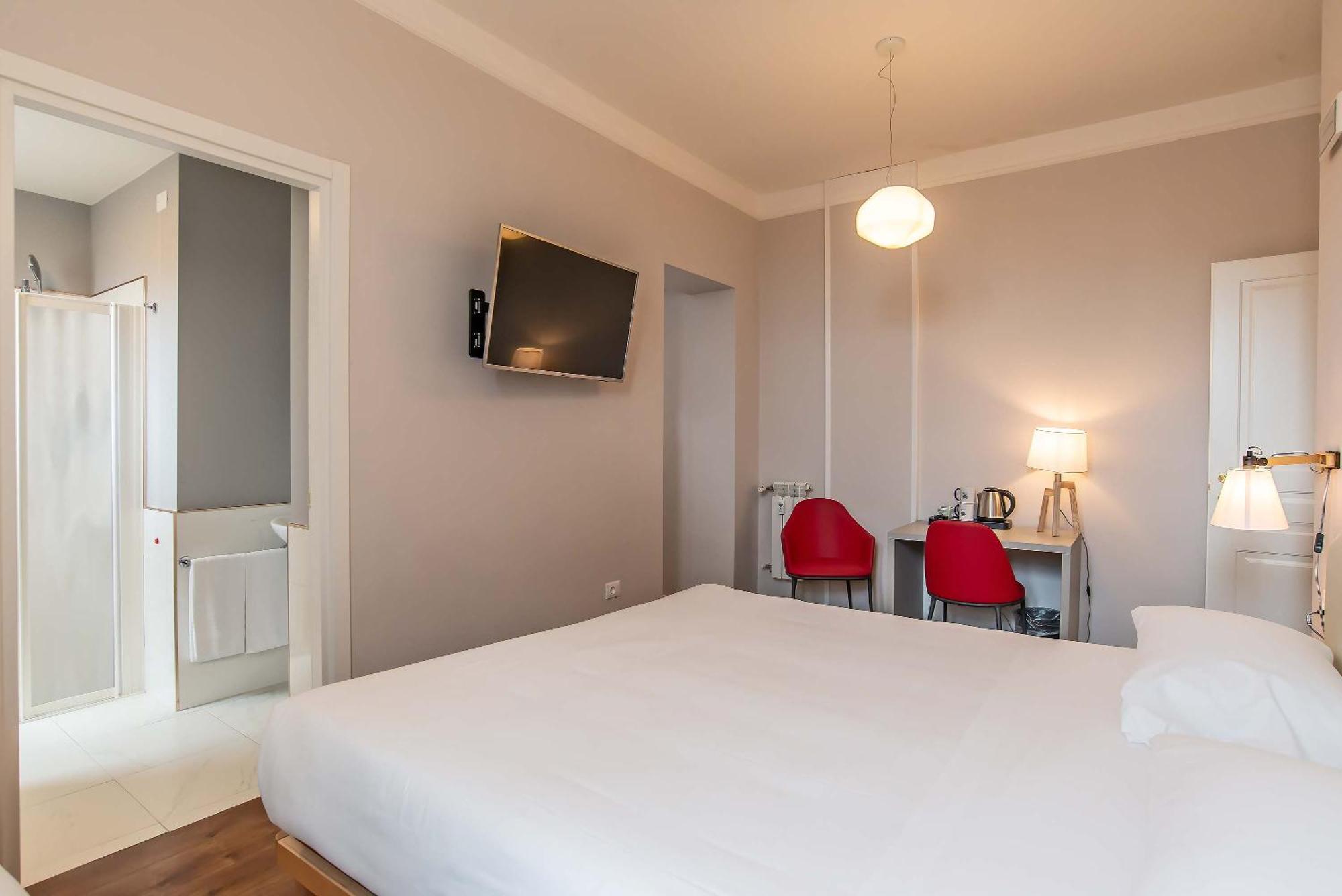 Basic Triple Room,1600844966:JPEG