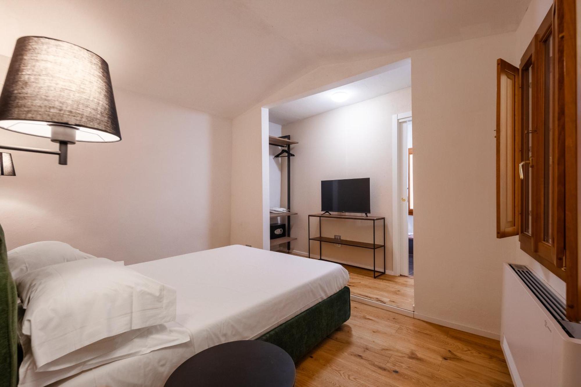 Duplex Apartment,1600951005:JPEG