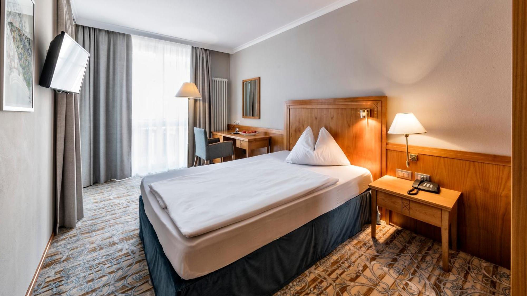 Single Room,1601680804:JPEG