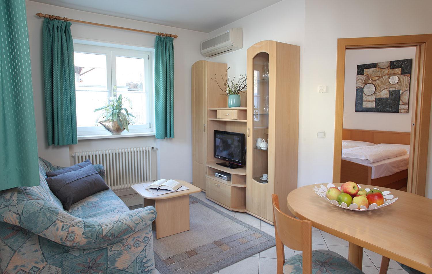 One-Bedroom Apartment,1649878157:JPEG
