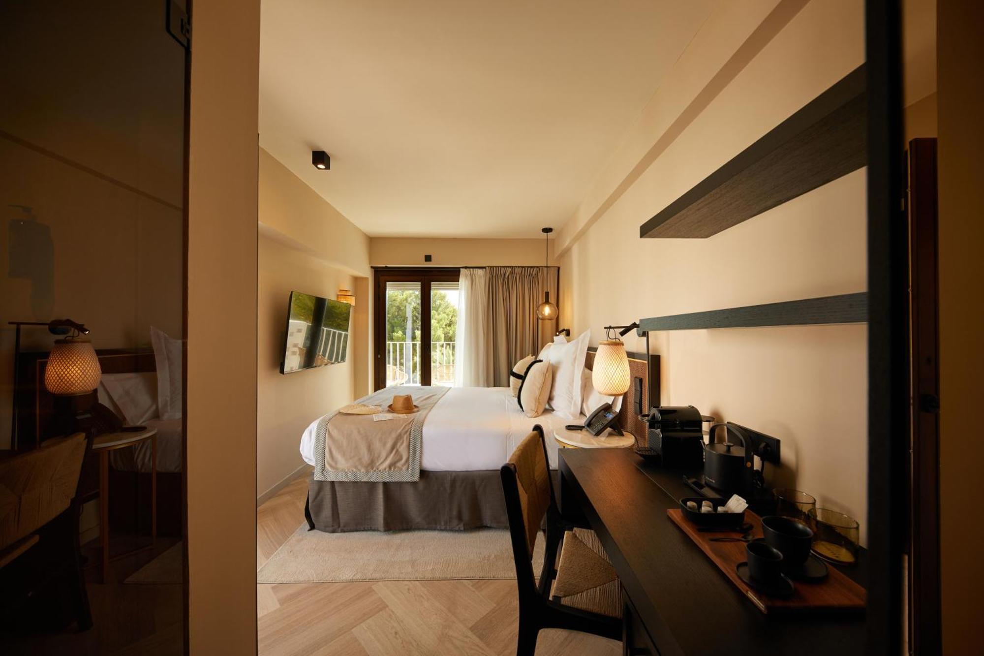 Double Room Balcony,1602460146:JPEG