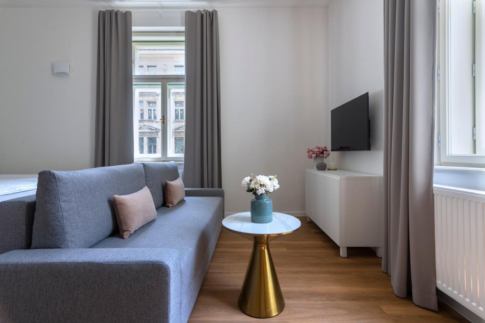 Signature Apartment,1602578503:JPEG