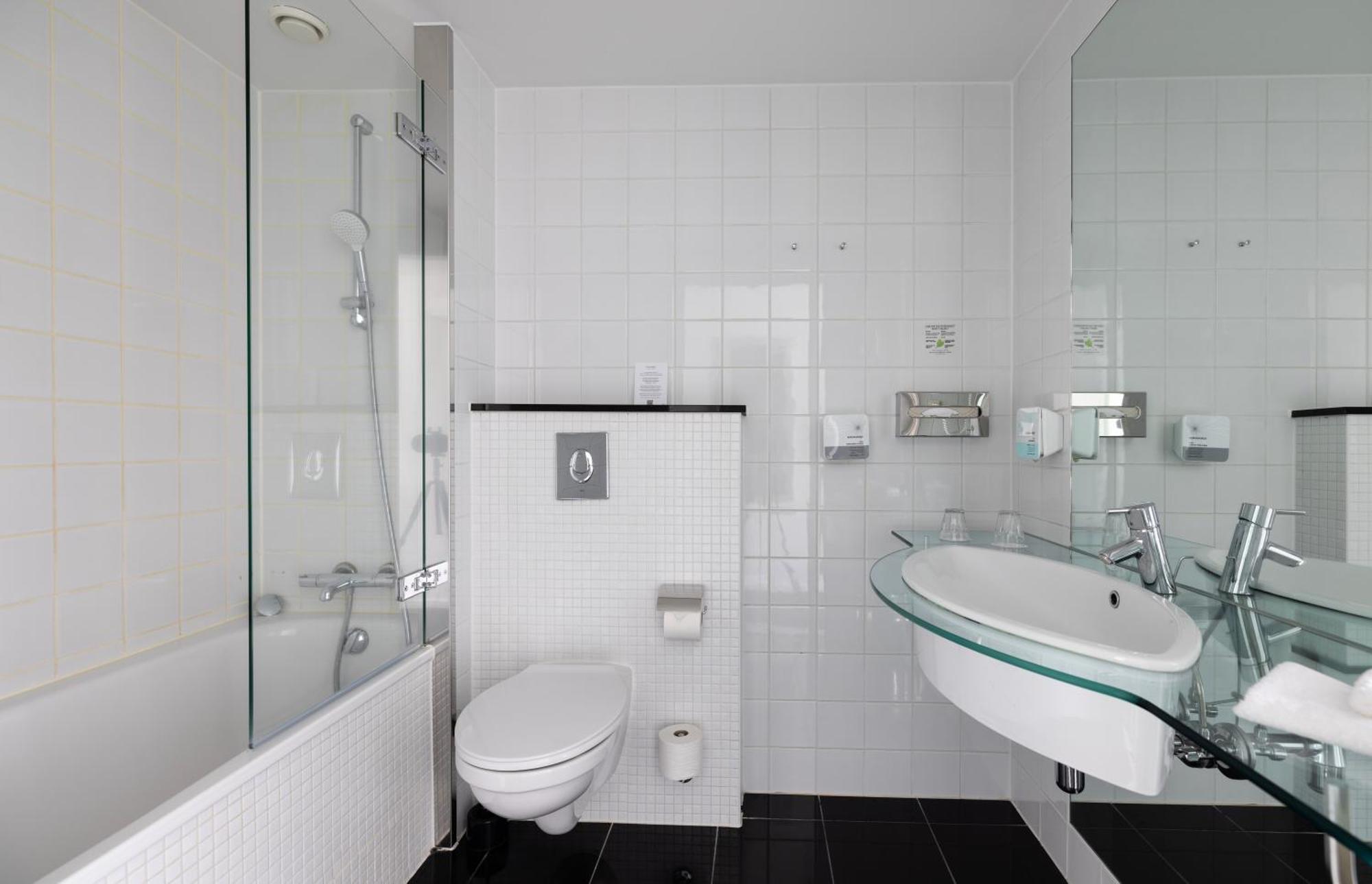 Junior Suite,1602949594:JPEG