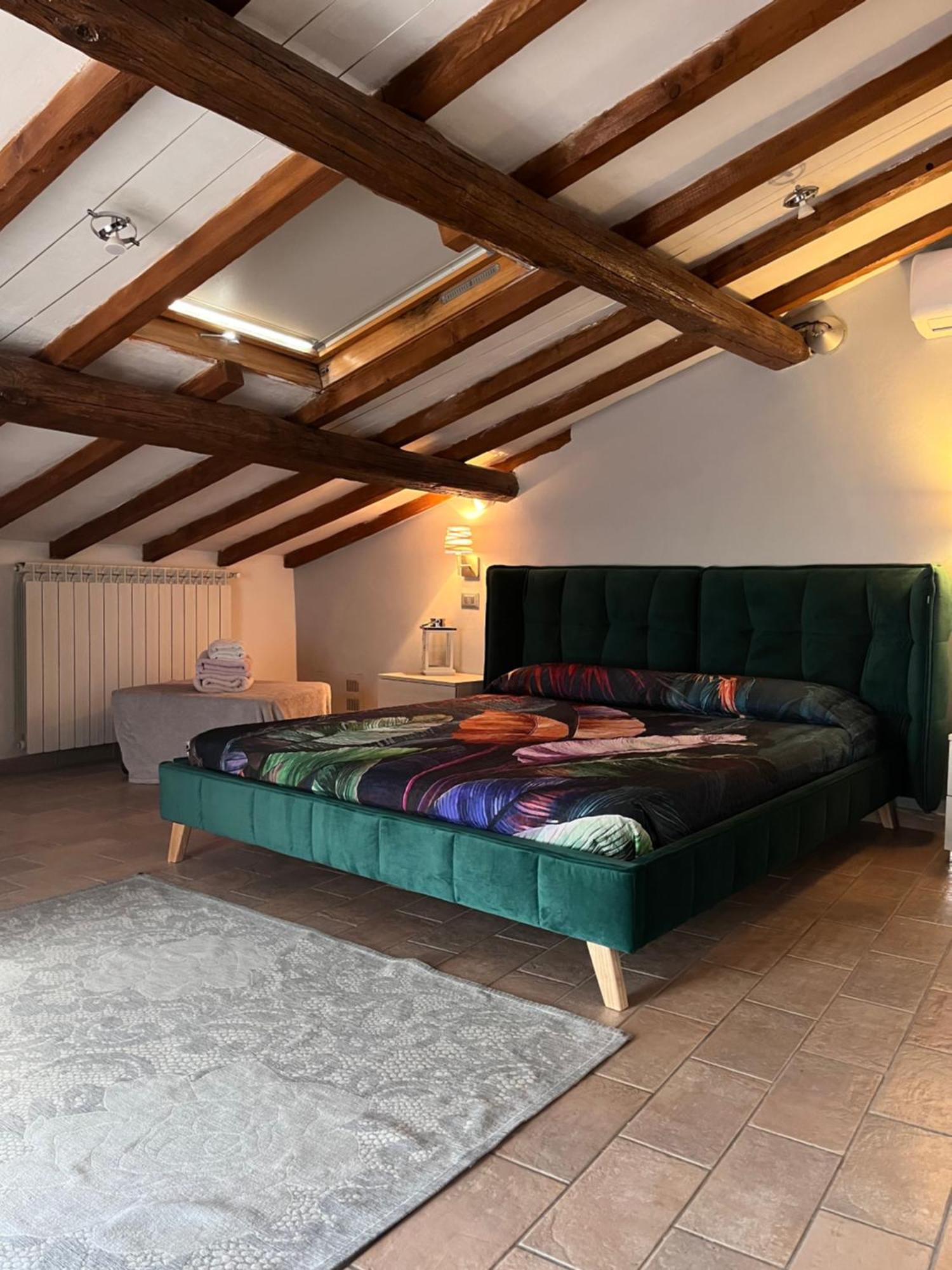 Double Room Attic Annex,1603743569:JPEG