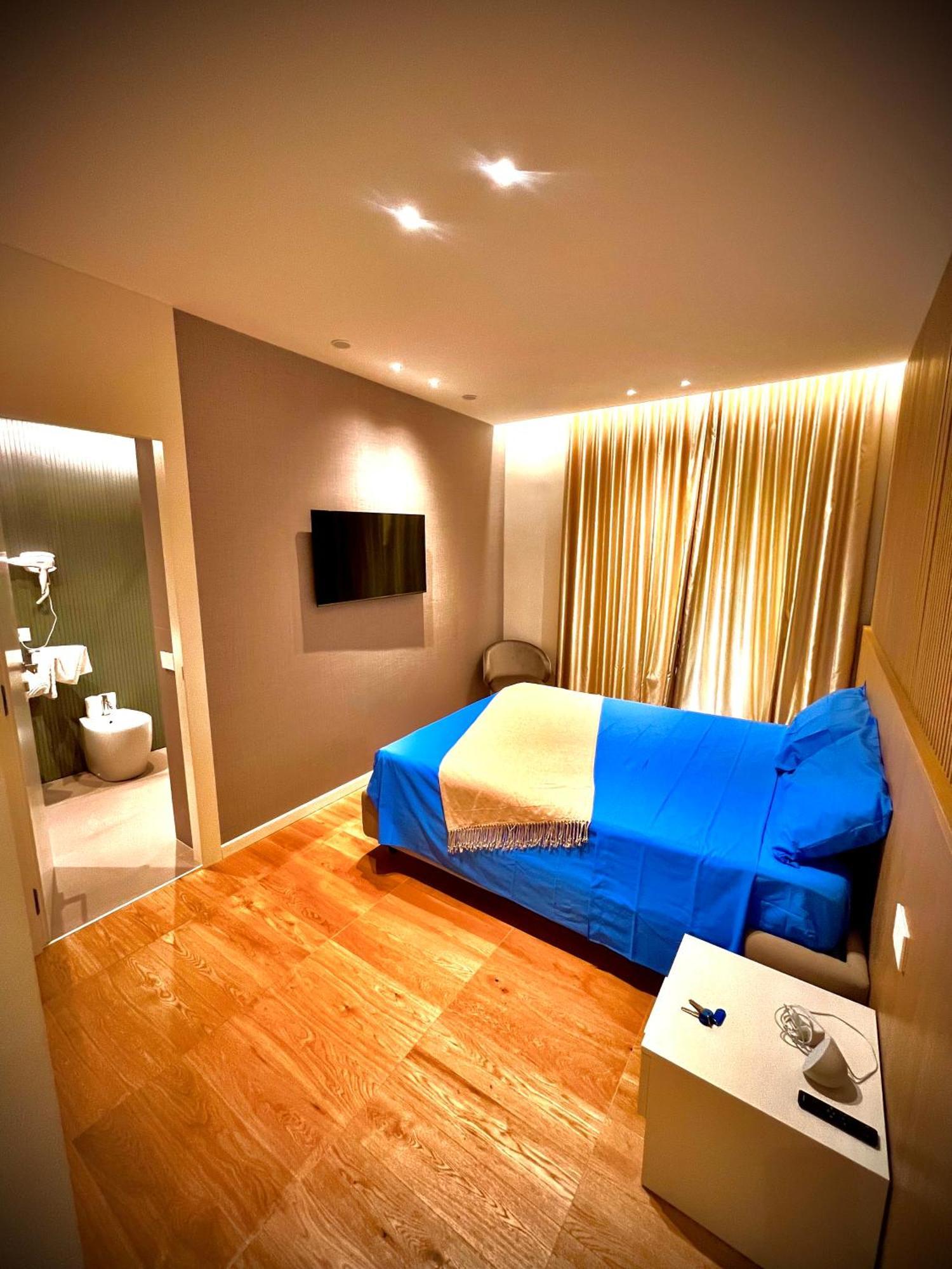 Double Room,1603835314:JPEG