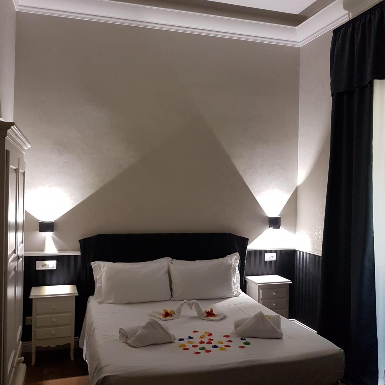 Double Room,1603839945:JPEG