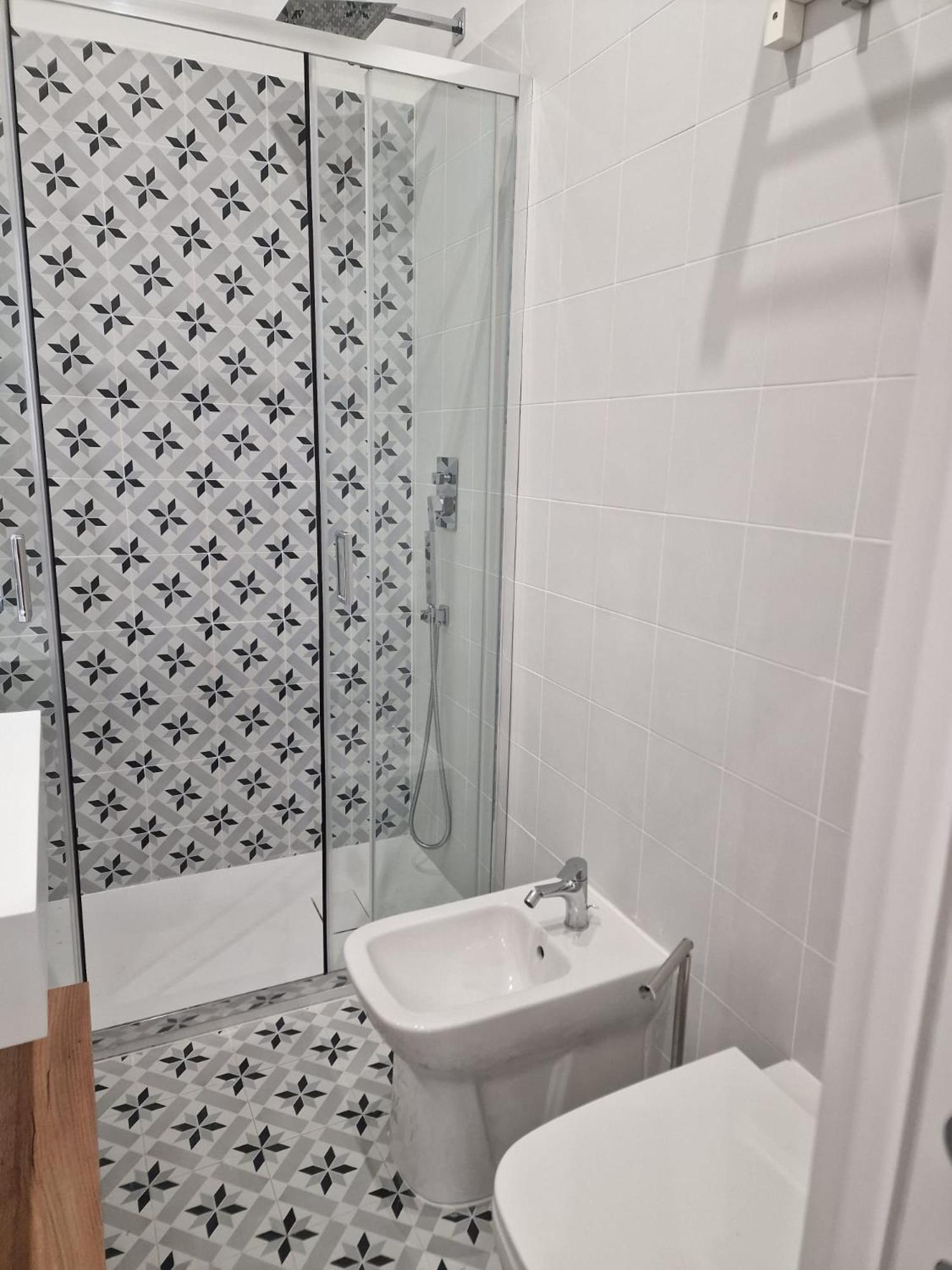 Double Room,1617612891:JPEG
