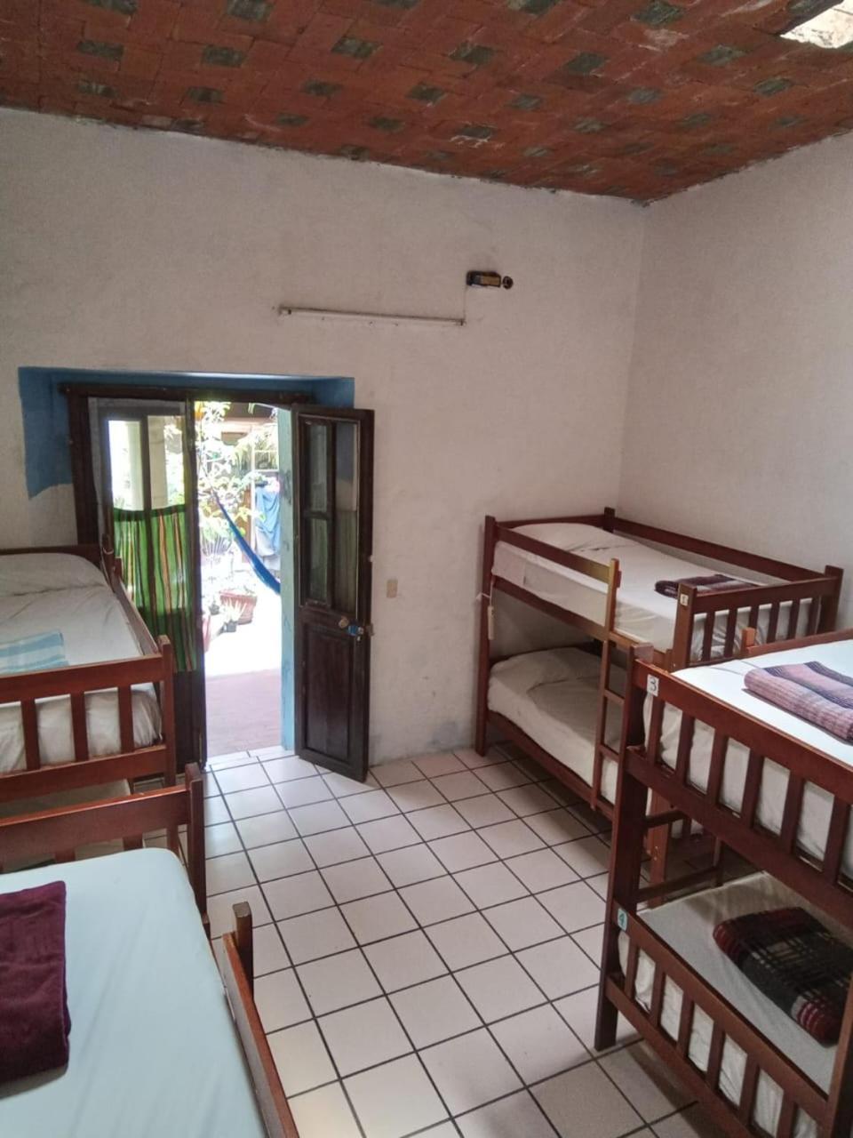 Cama en habitación compartida mixta de 8 camas