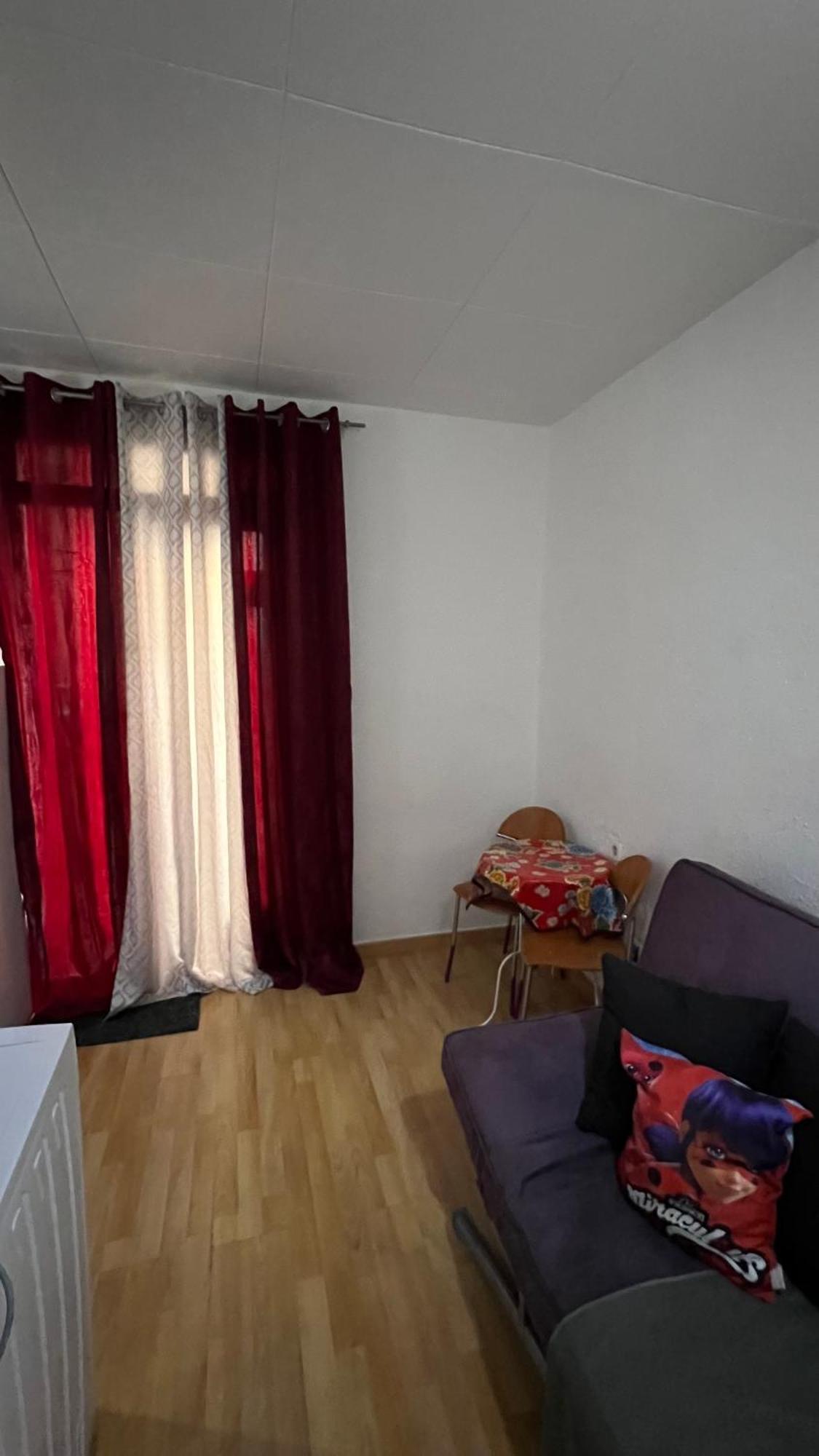 One-Bedroom Apartment,1604718012:JPEG
