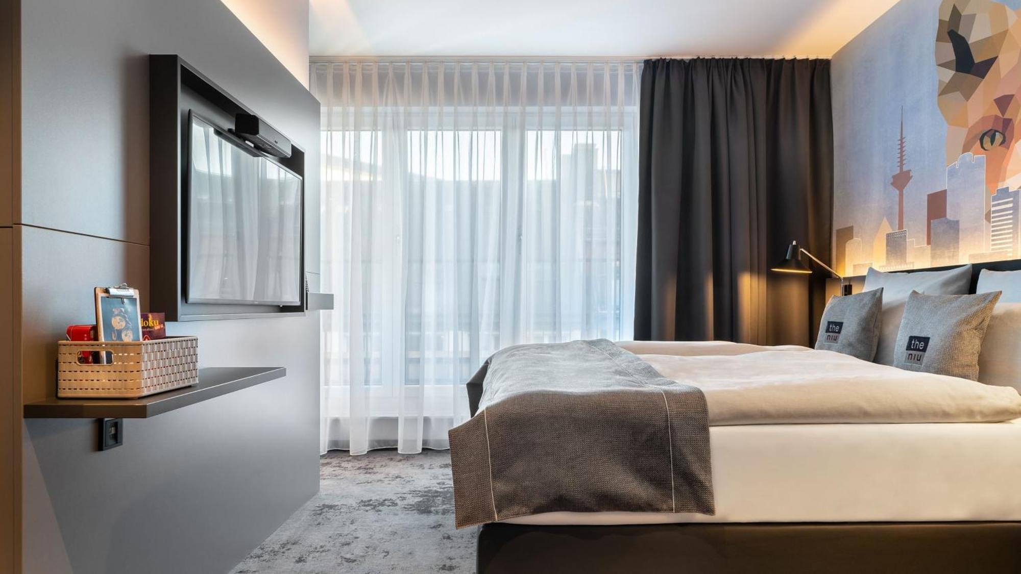 Premium Queen Room