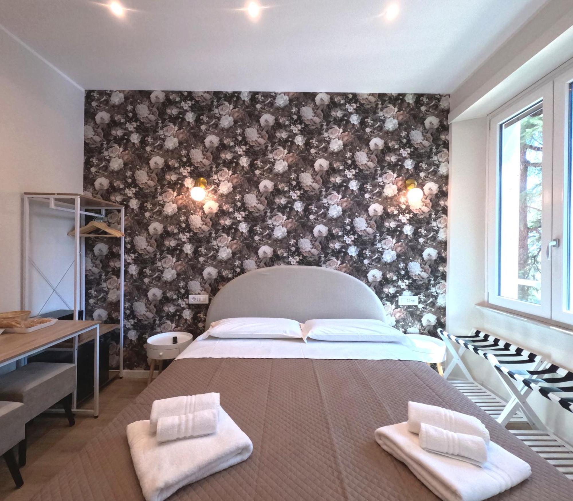 Superior Double or Twin Room,1608305215:JPEG