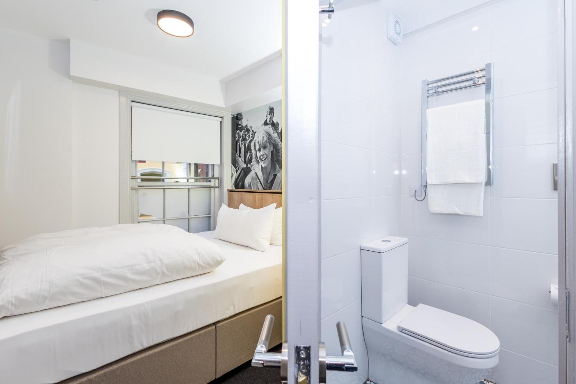 Double Room,1609833332:JPEG