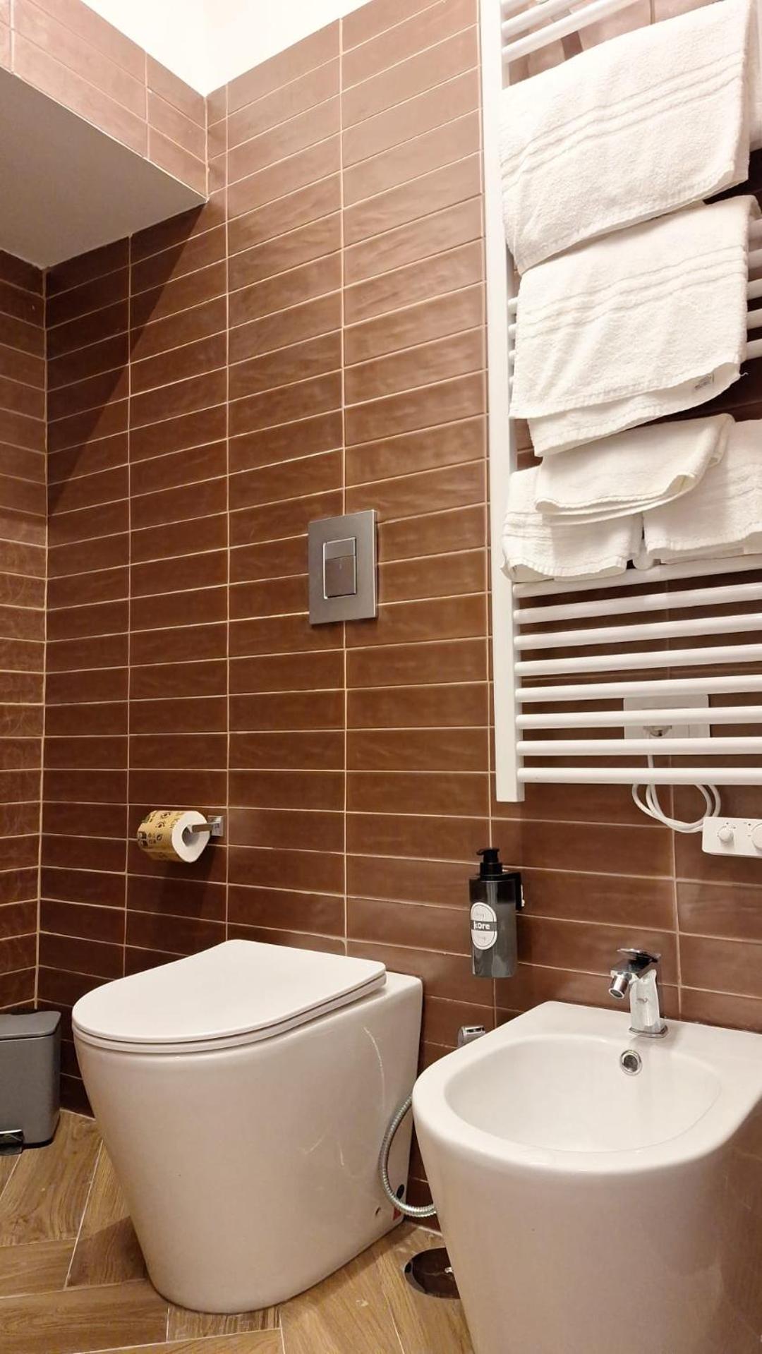 Standard Double Room,1609920316:JPEG