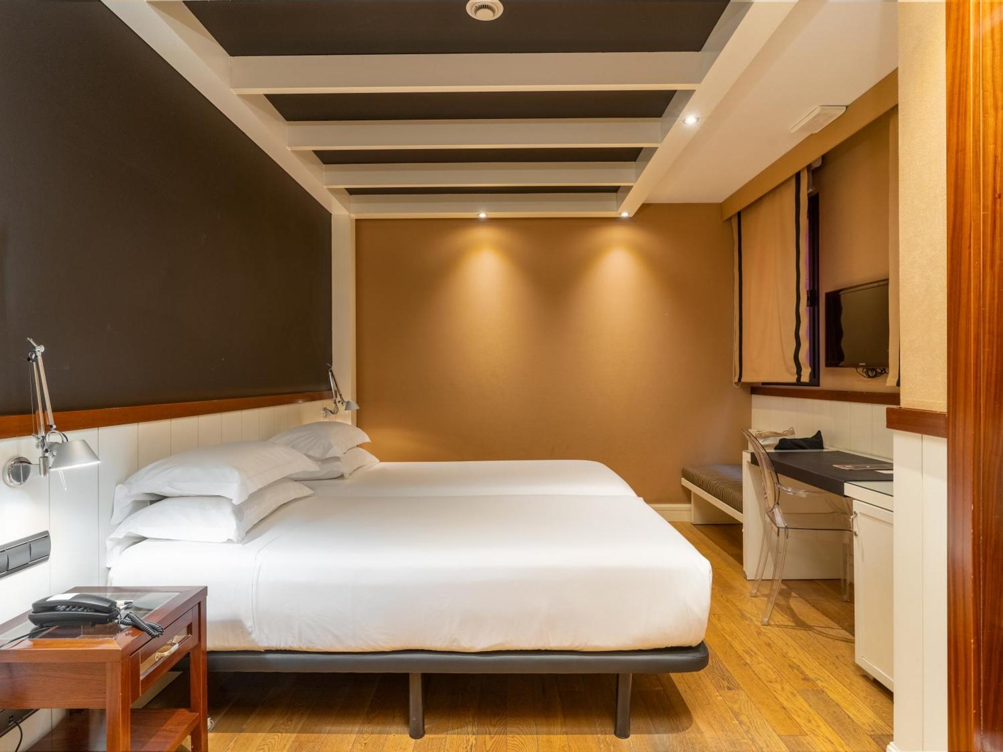 Interior Economy Double or Twin Room