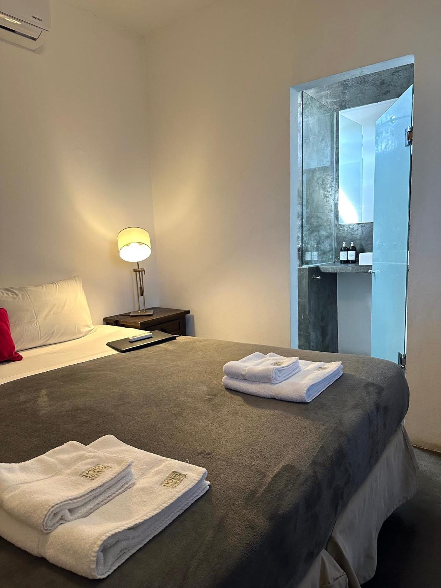 Economy Double Room,1611071589:JPEG