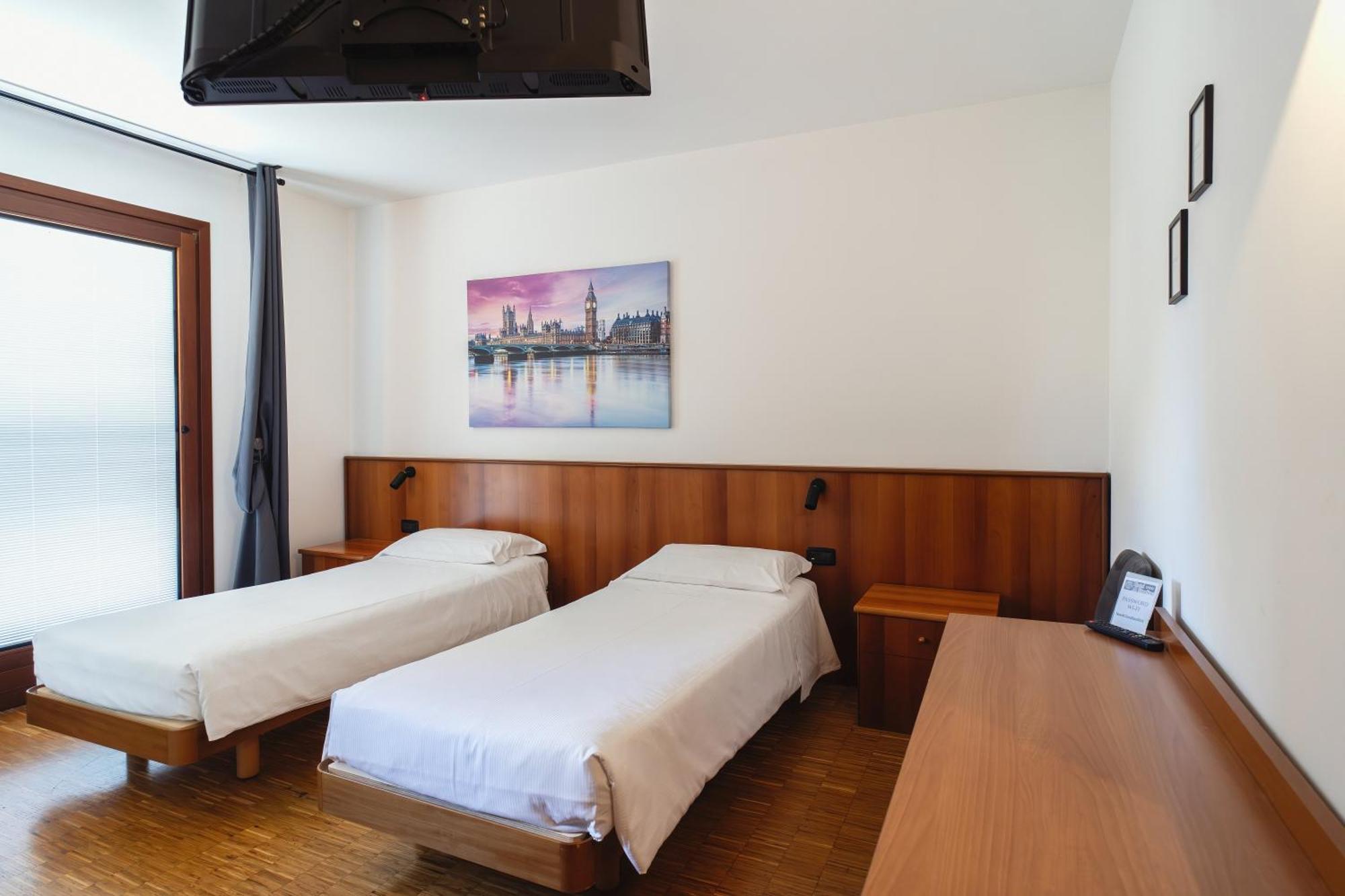 Standard Double Room,1611101177:JPEG