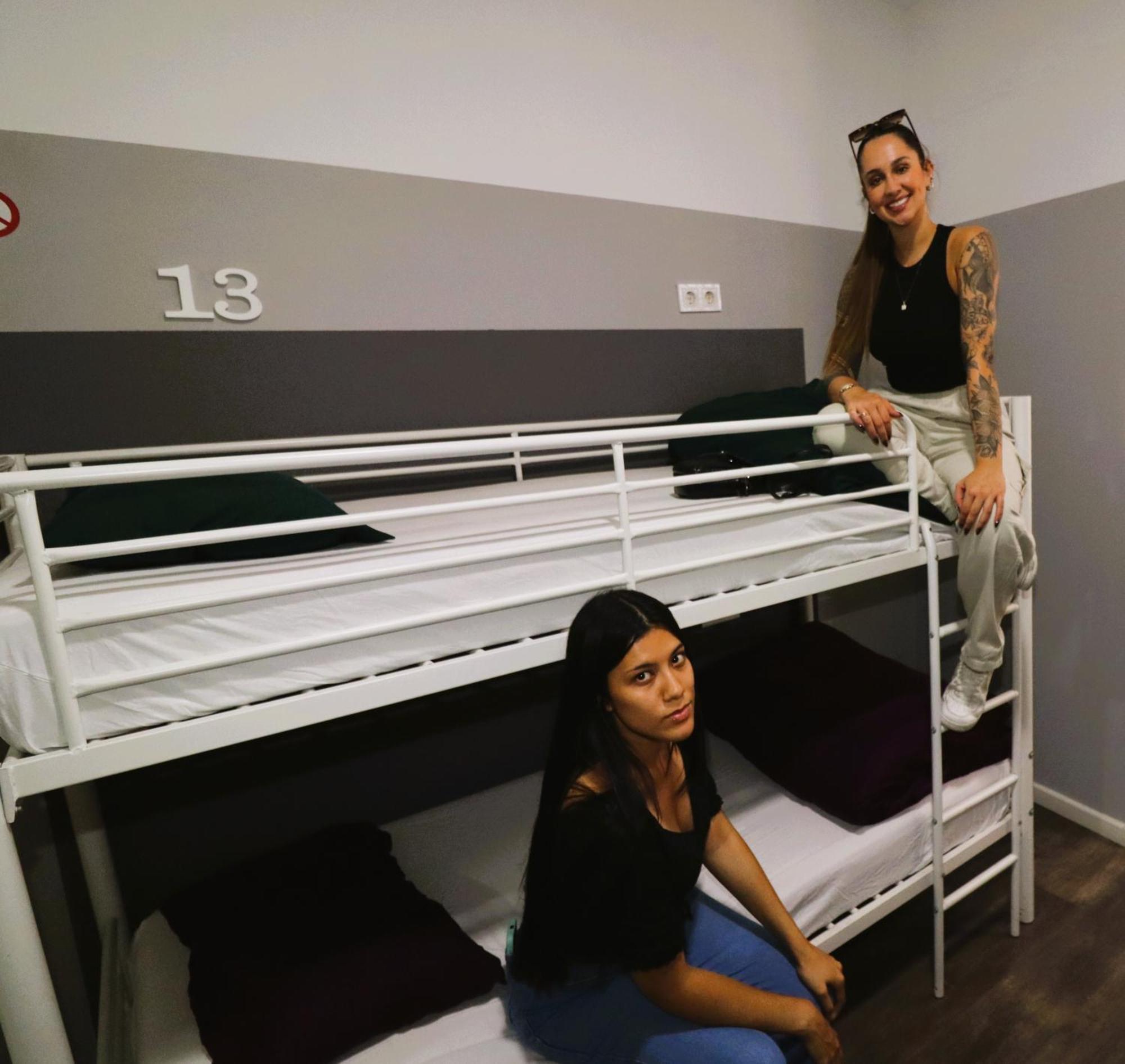 Bunk Bed Mixed Dormitory Room,1611244021:JPEG