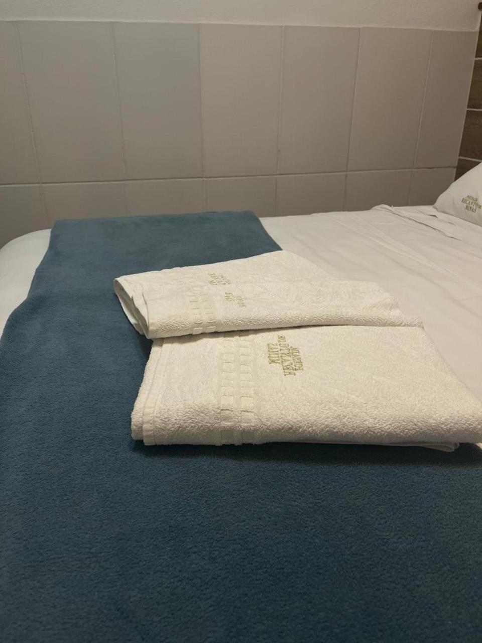 Quarto Duplo