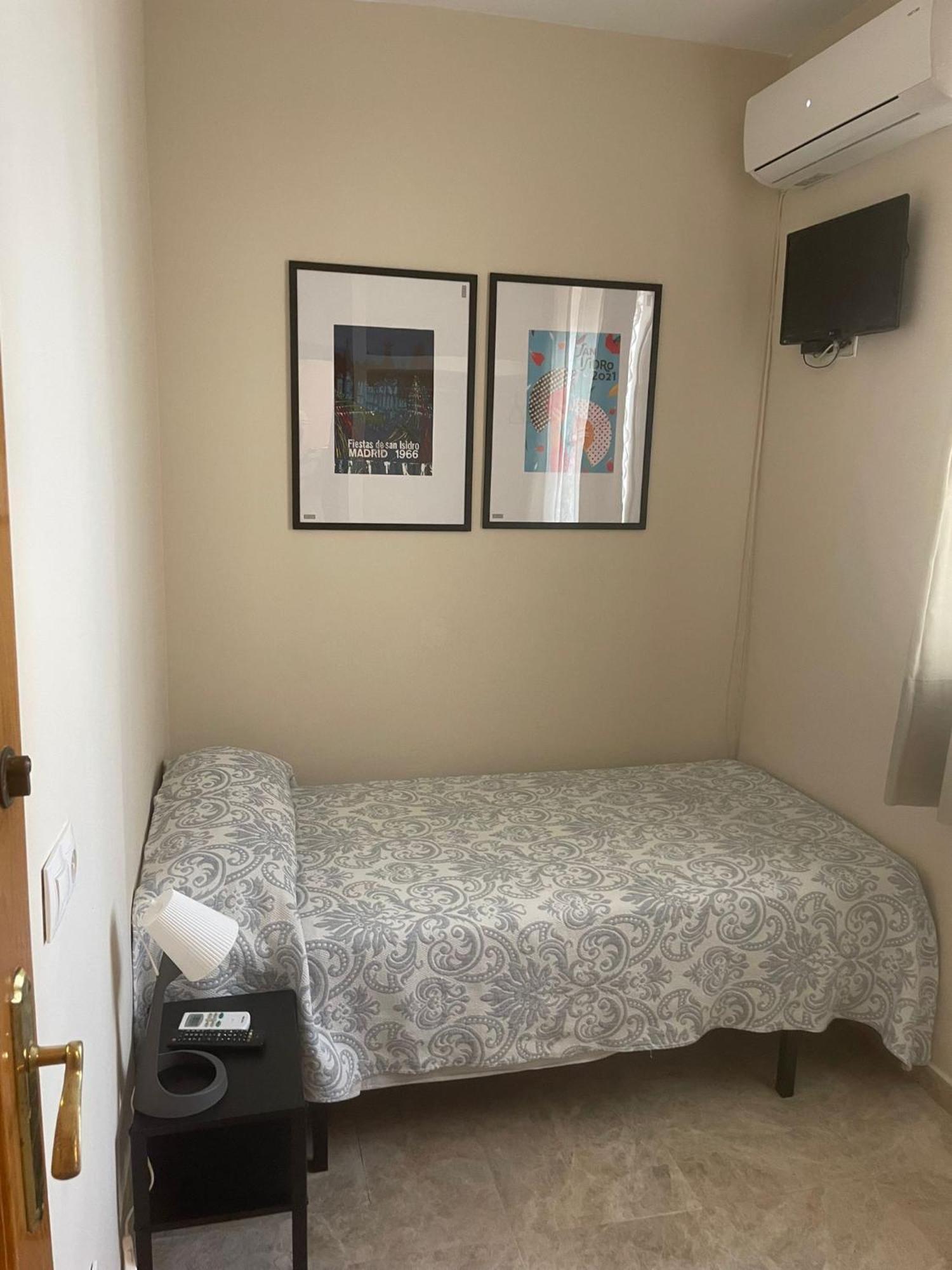Single Room,1612050543:JPEG