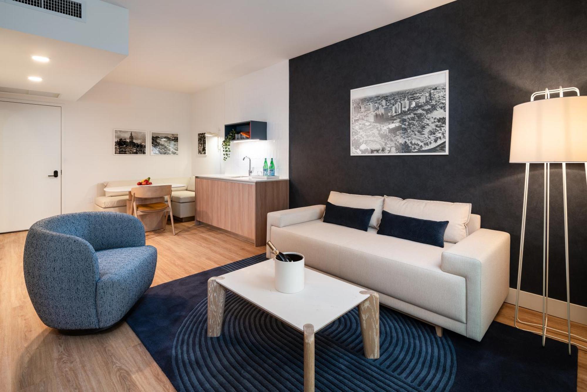 City view Two Bedroom Suite Three Beds