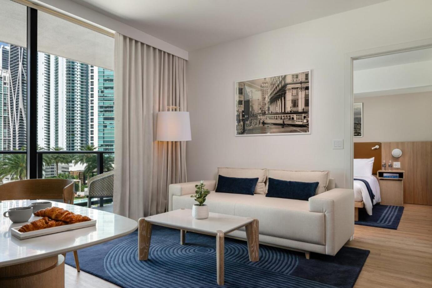 City view One Bedroom Suite Two Beds