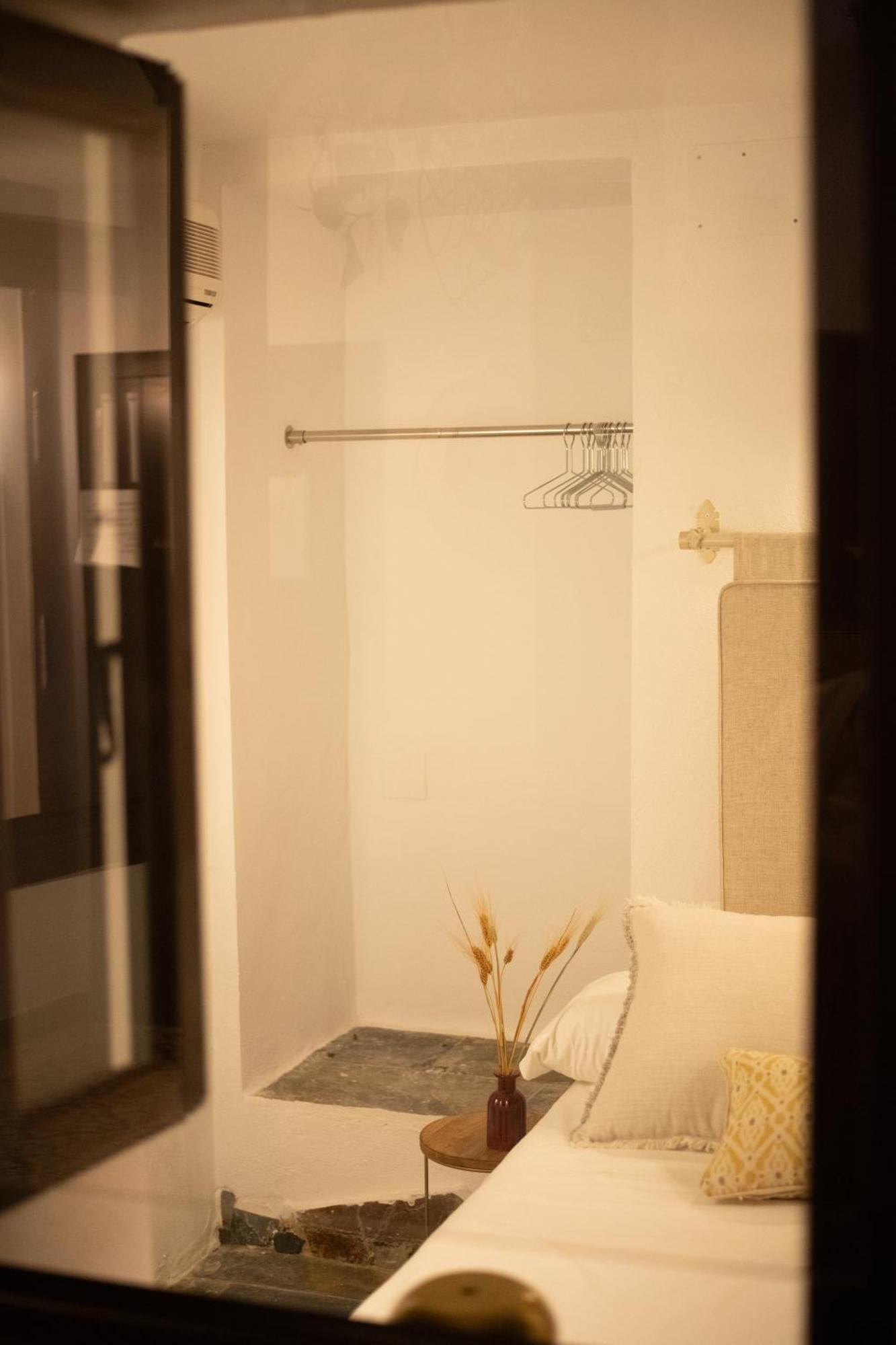 Double Room,1612963885:JPEG