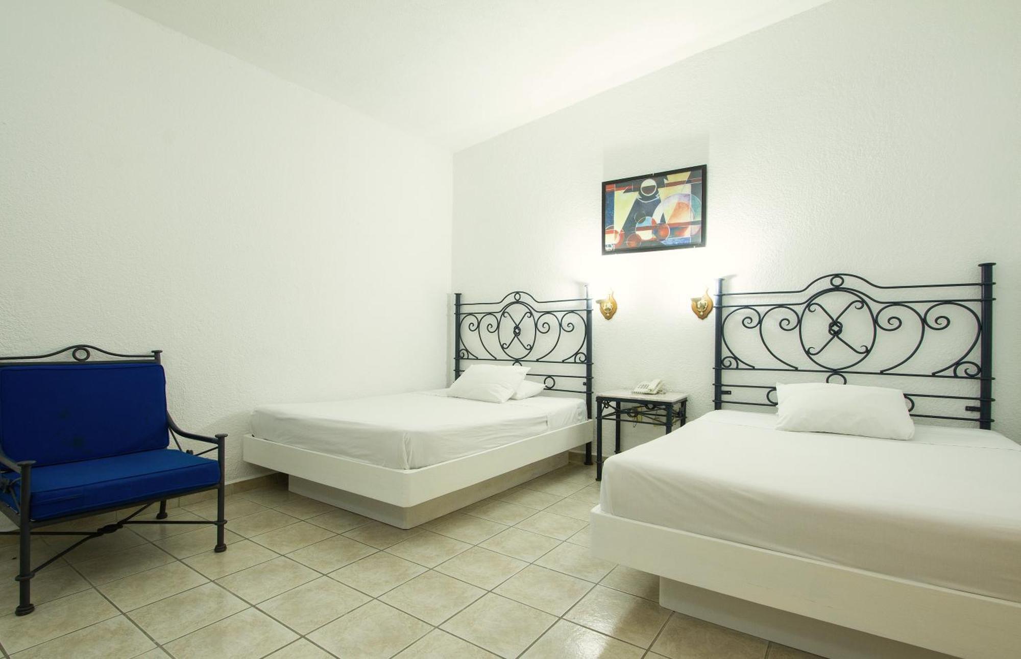 Habitación Doble Estándar con 2 camas grandes