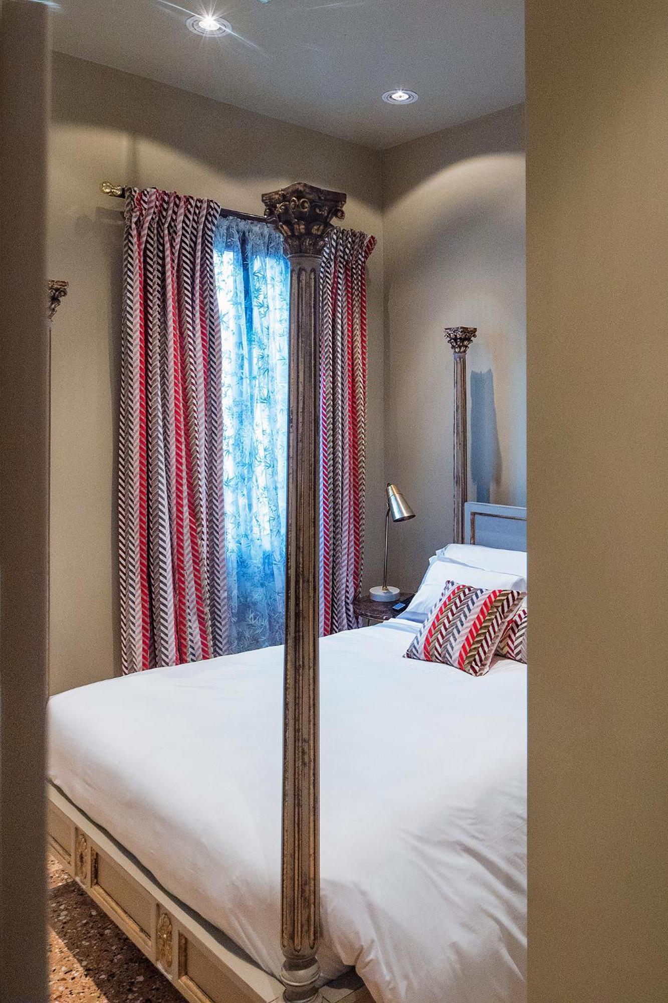 Single Room,1614759497:JPEG
