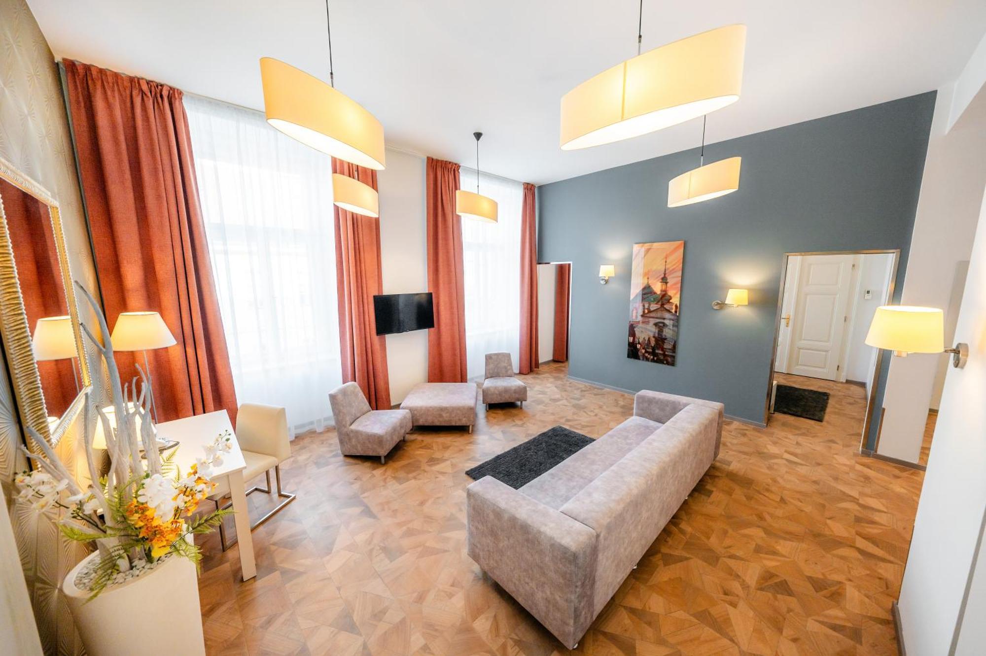Grandium Suite