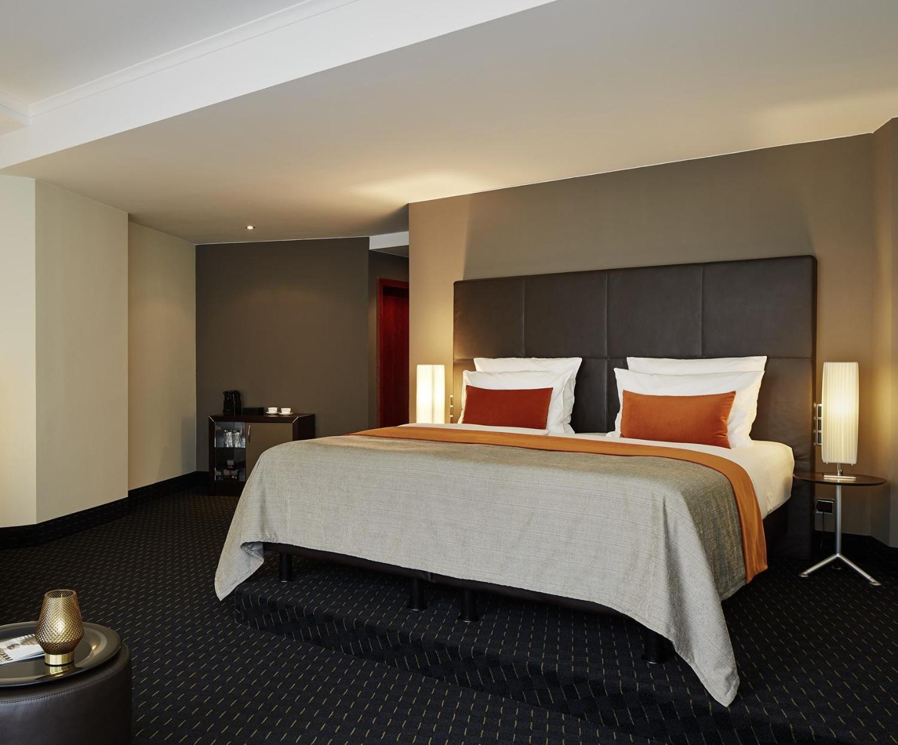 Large Classic Room