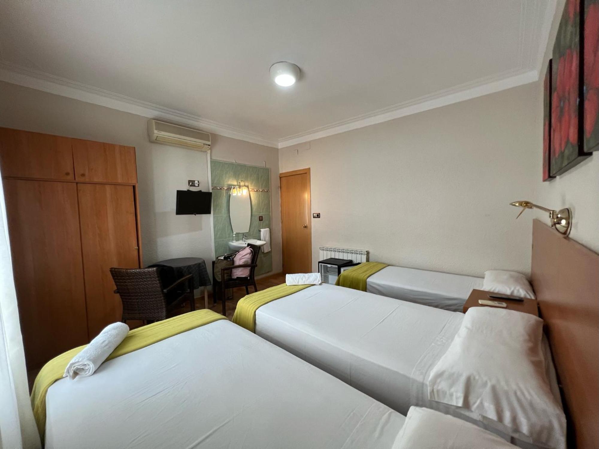 Triple Room Balcony,1697108483:JPEG