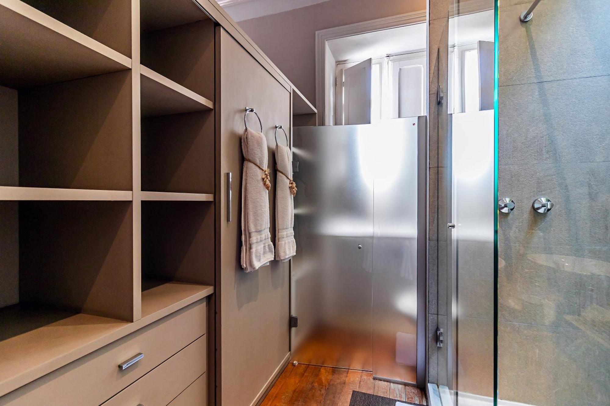 Deluxe Double Room,1615673440:JPEG