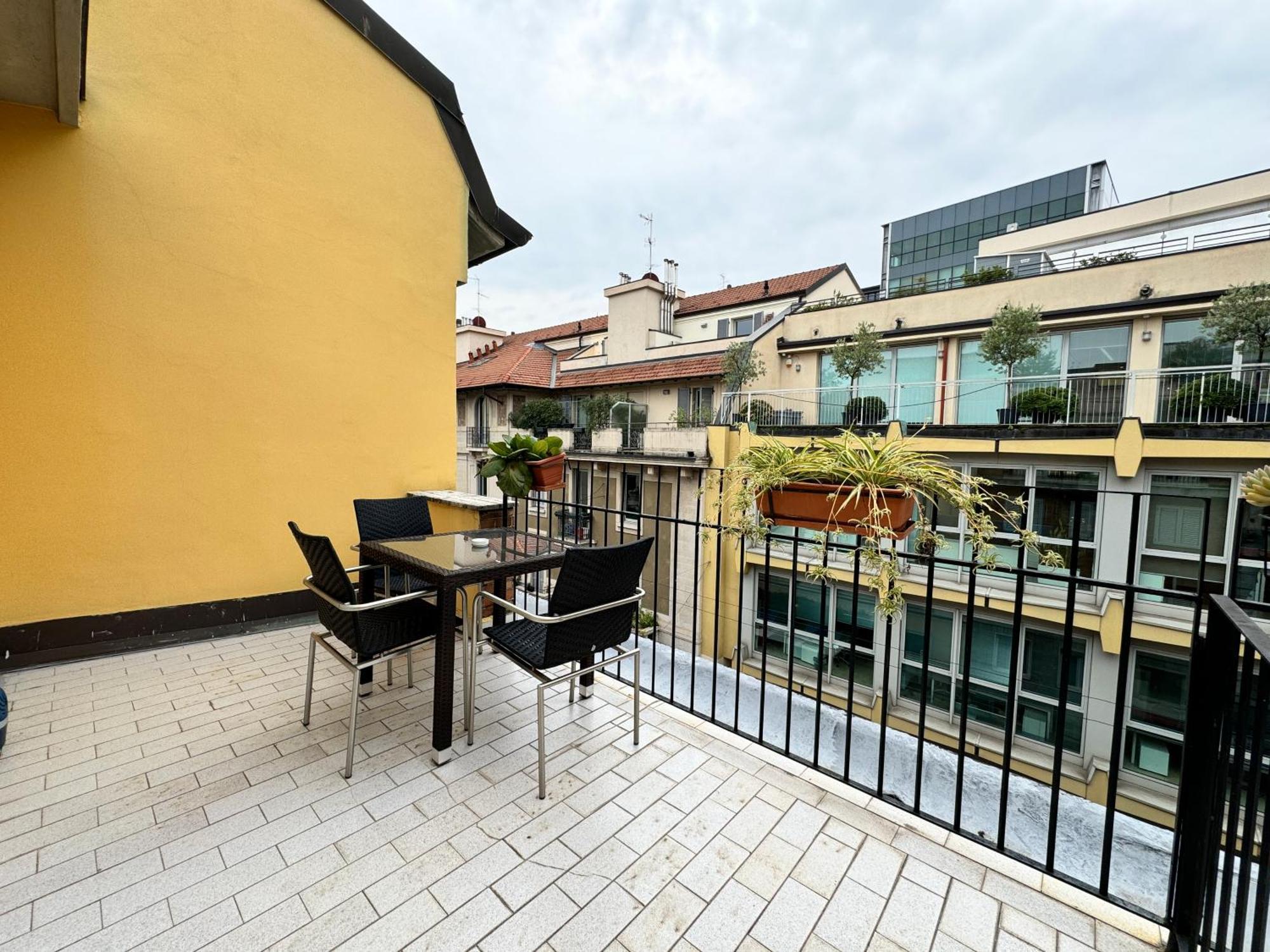 Deluxe Double or Twin Room Balcony,1615684271:JPEG
