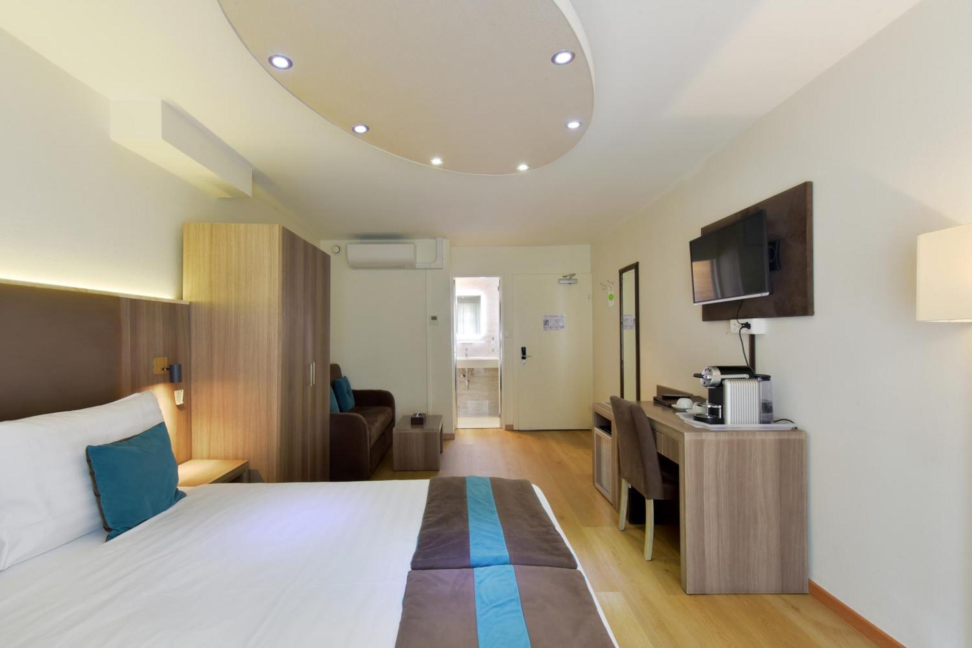 Superior Double or Twin Room,1615687790:JPEG