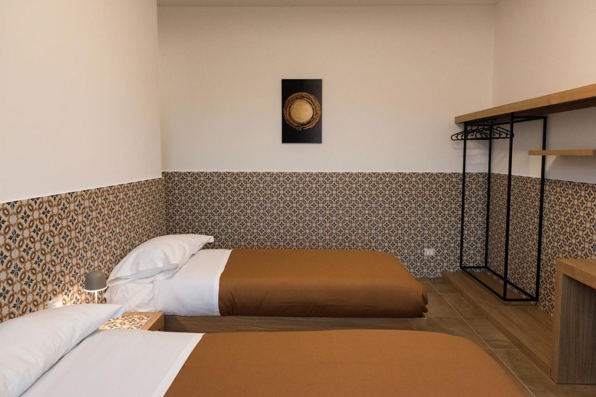 Deluxe King Suite,1615909858:JPEG