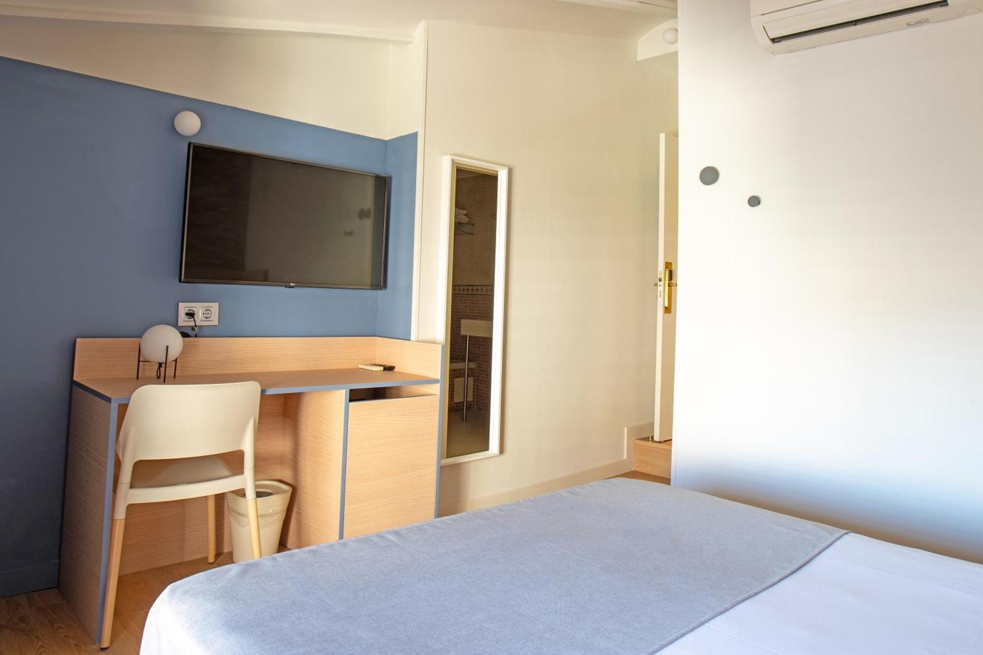 Standard Double Room,1616888062:JPEG